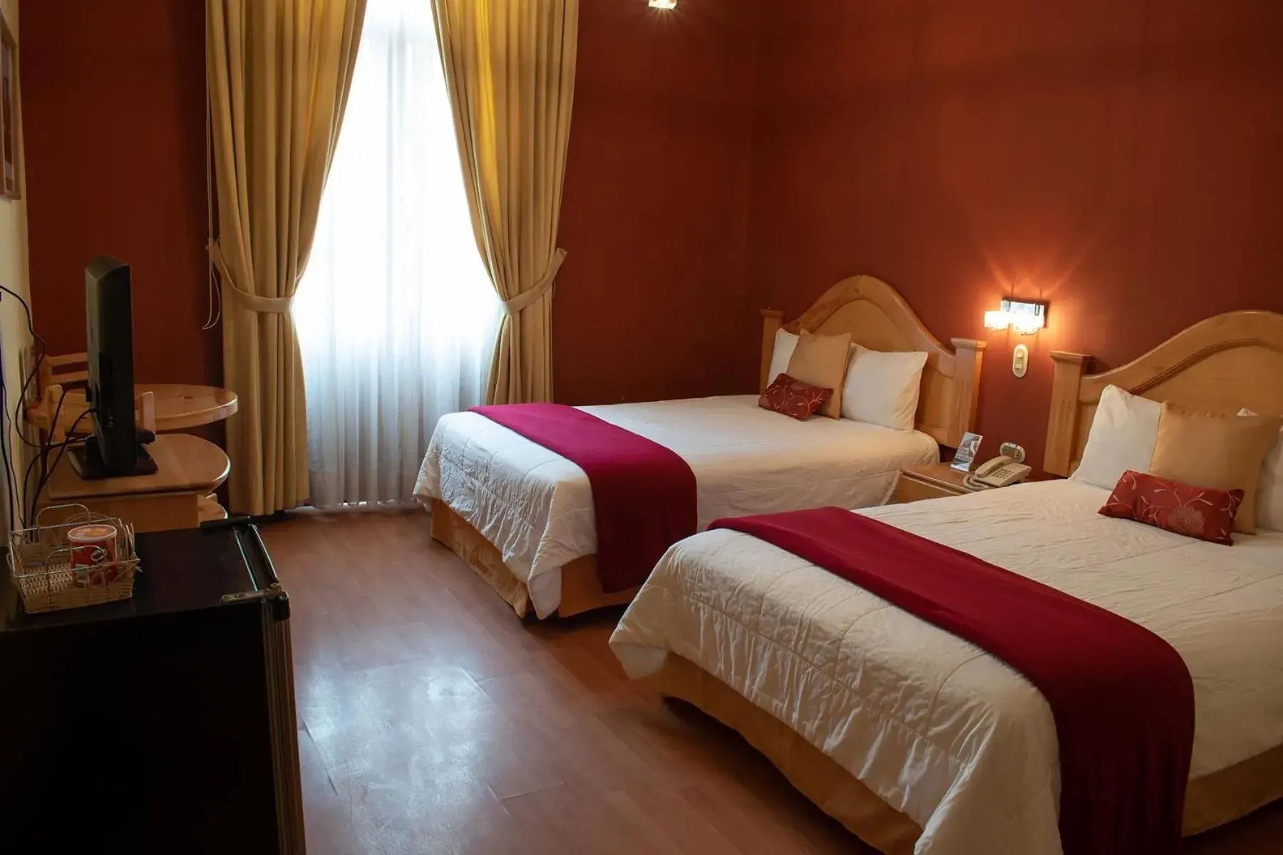 Double Room with Two Double Beds in Hotel Inka Path Double Room with Two Double Beds in Hotel Inka Path