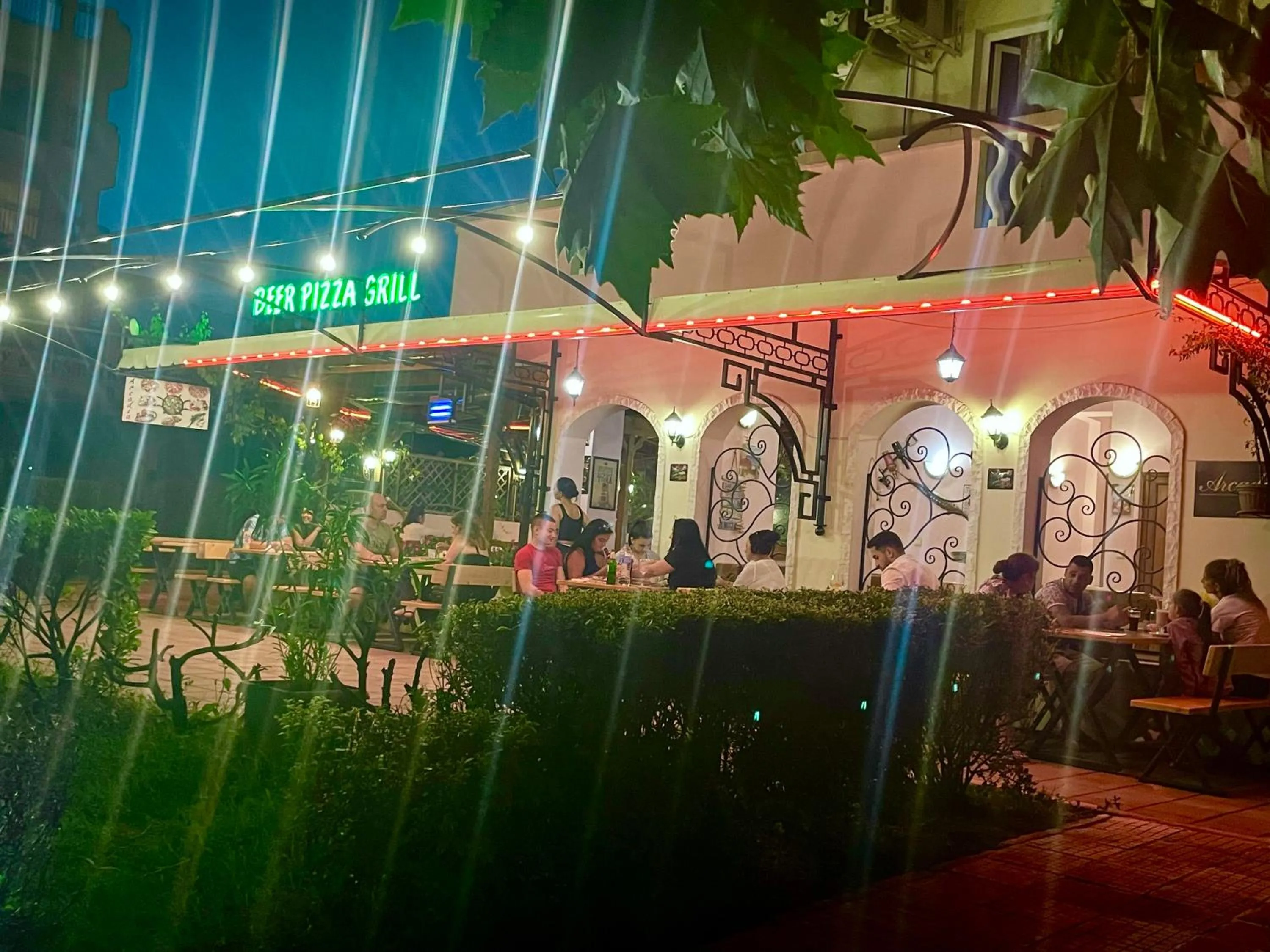 Restaurant/places to eat in Arkadia Guest House