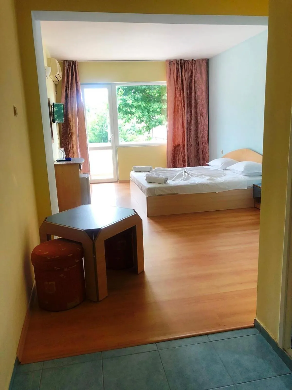 Photo of the whole room, Bed in Arkadia Guest House
