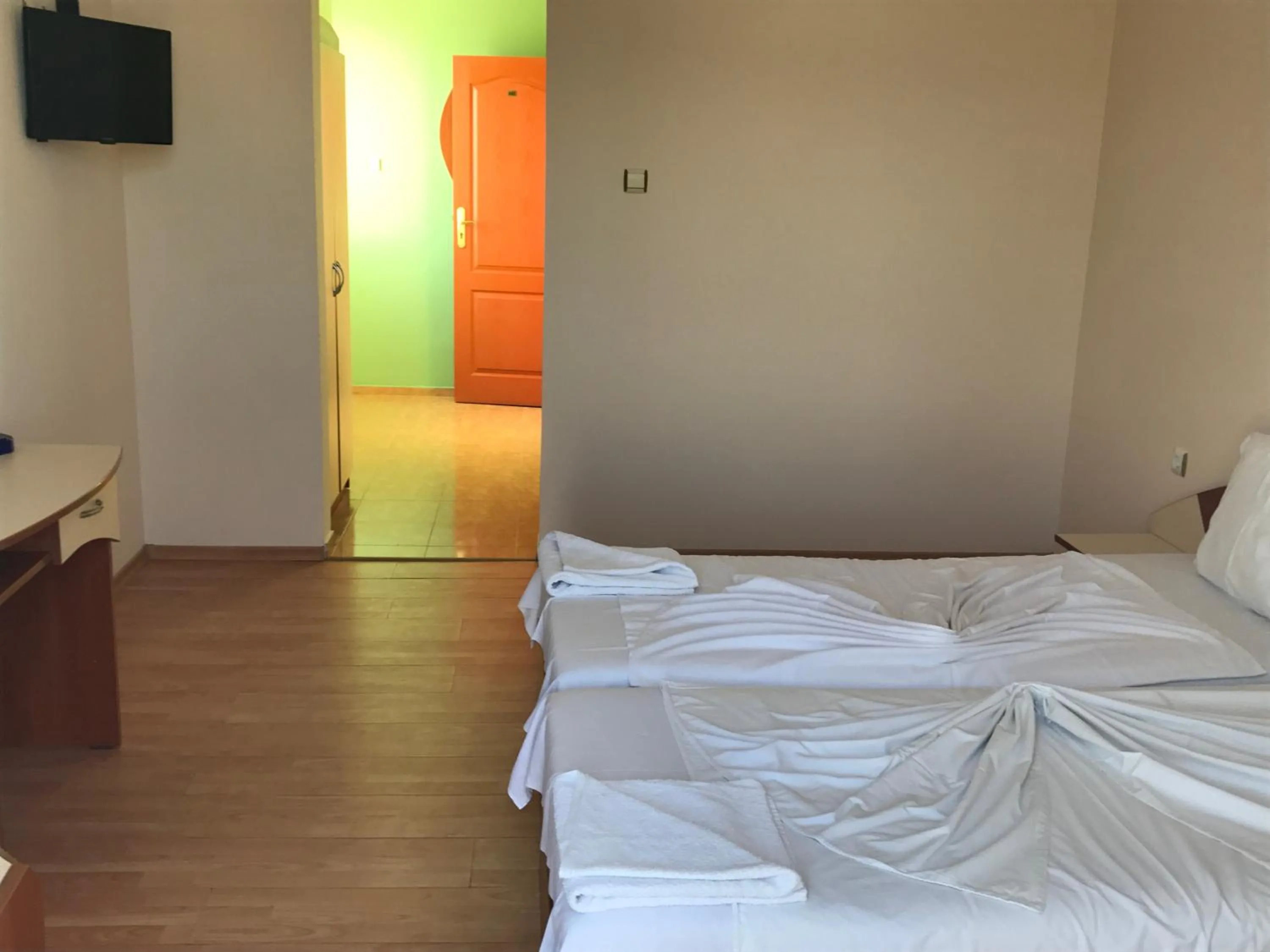 Photo of the whole room, Bed in Arkadia Guest House