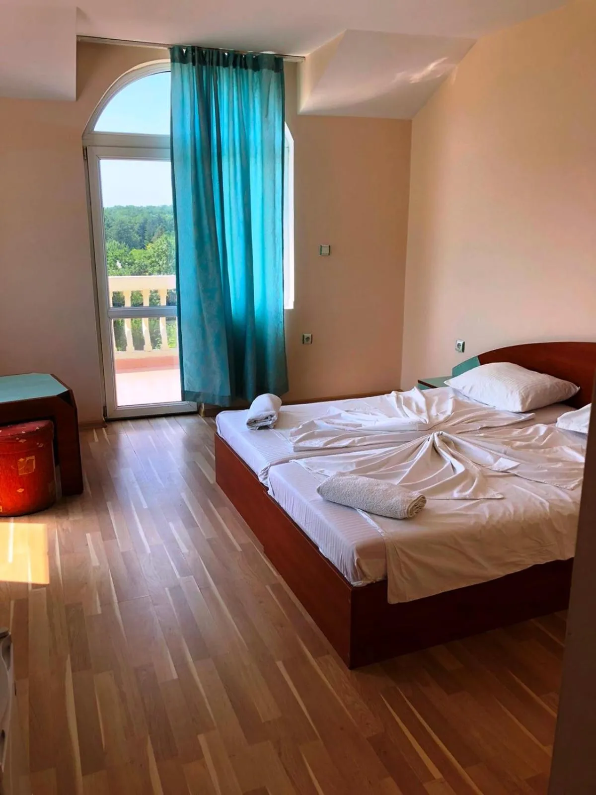 Photo of the whole room, Bed in Arkadia Guest House