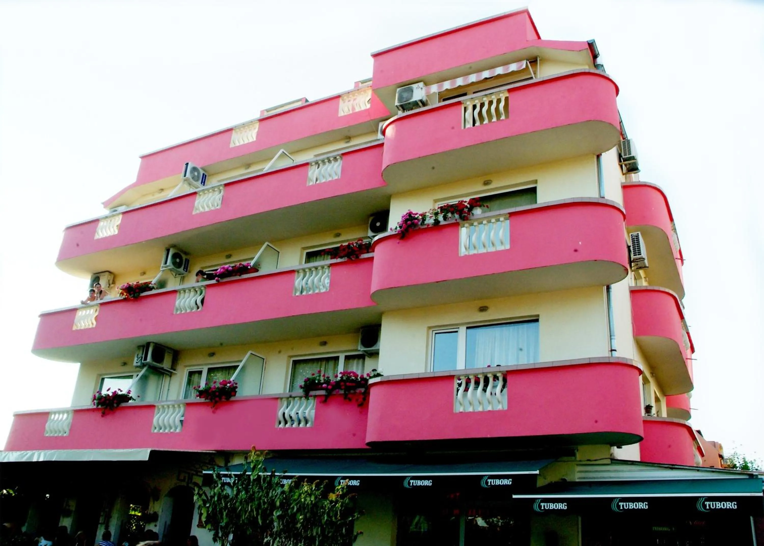 Facade/entrance in Arkadia Guest House