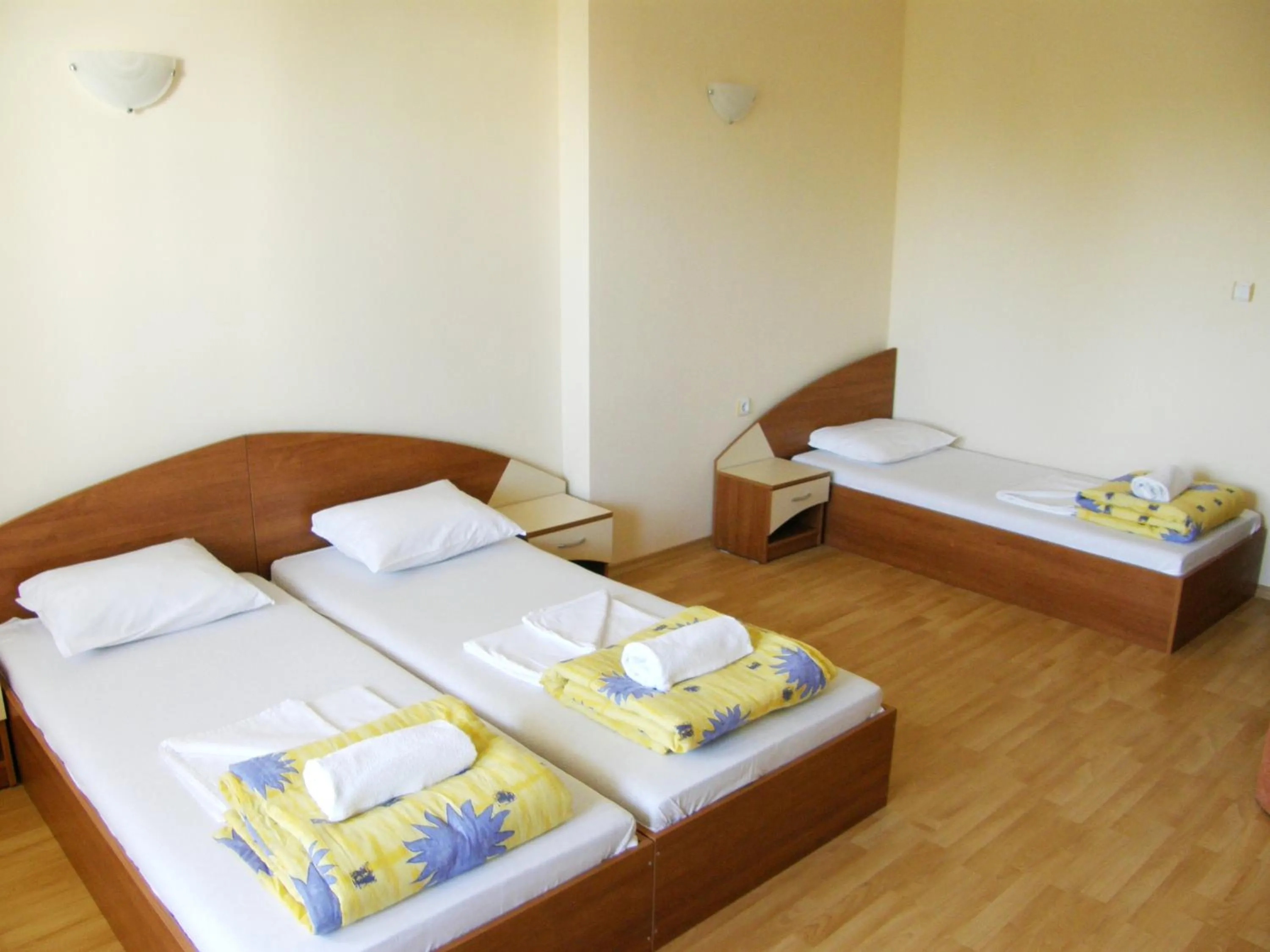 Photo of the whole room, Bed in Arkadia Guest House