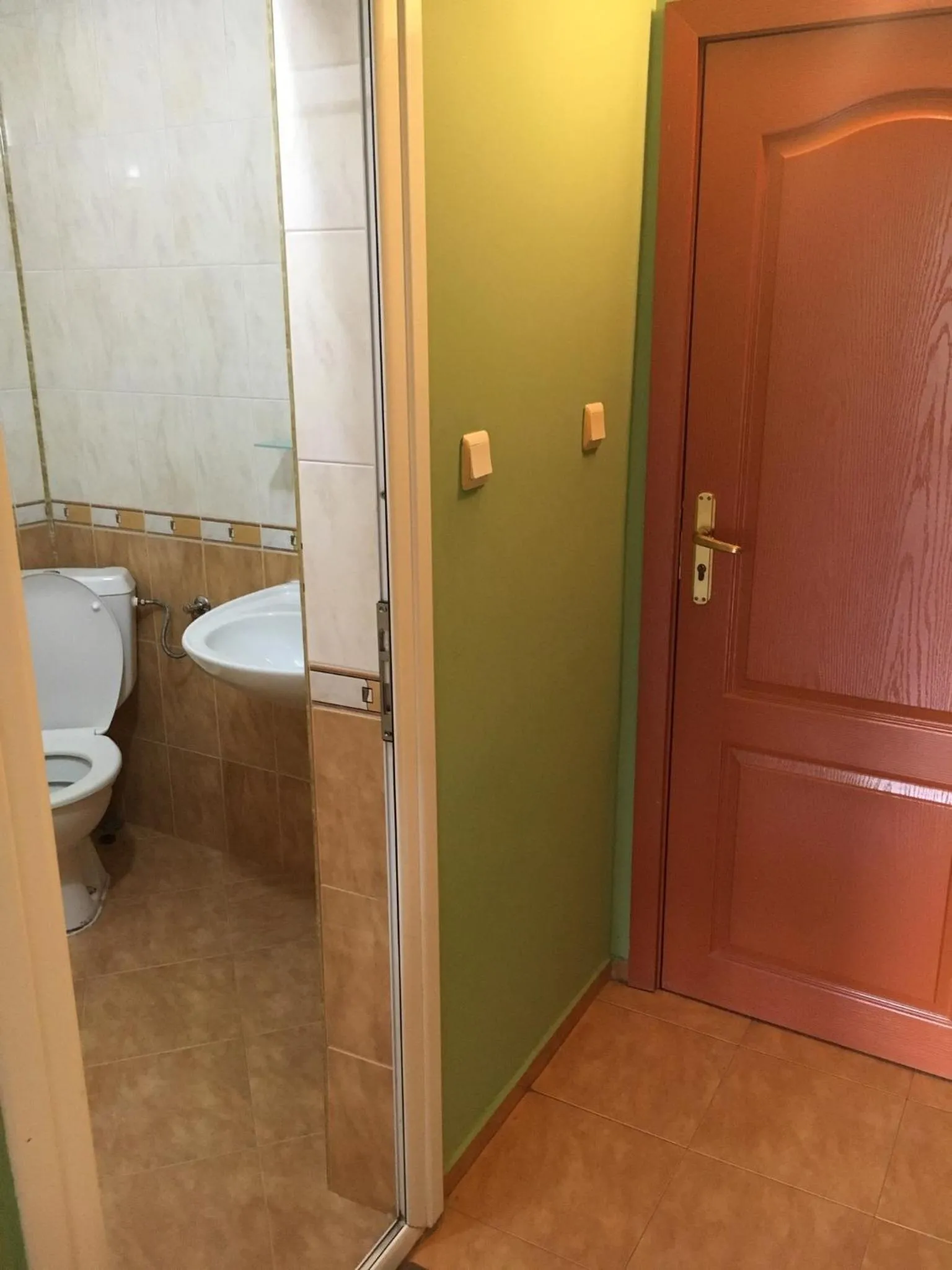 Photo of the whole room in Arkadia Guest House