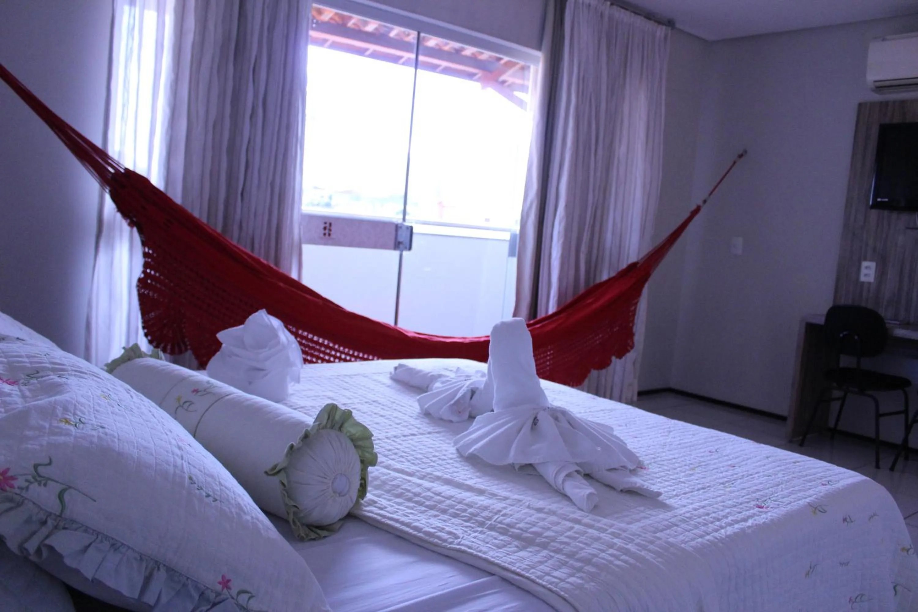 Bed in Santa Rosa Hotel