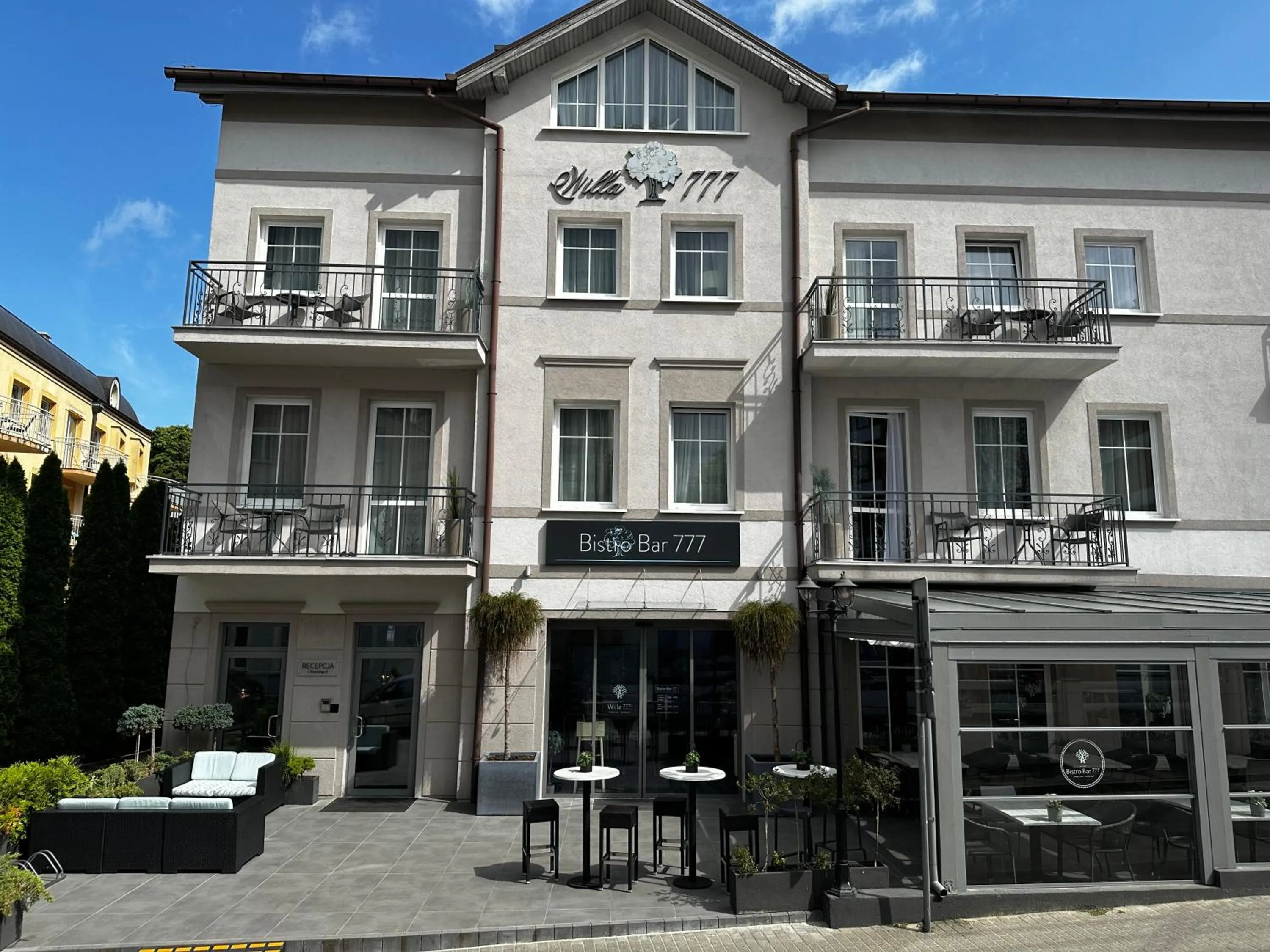 Property building in Willa 777 Krasickiego