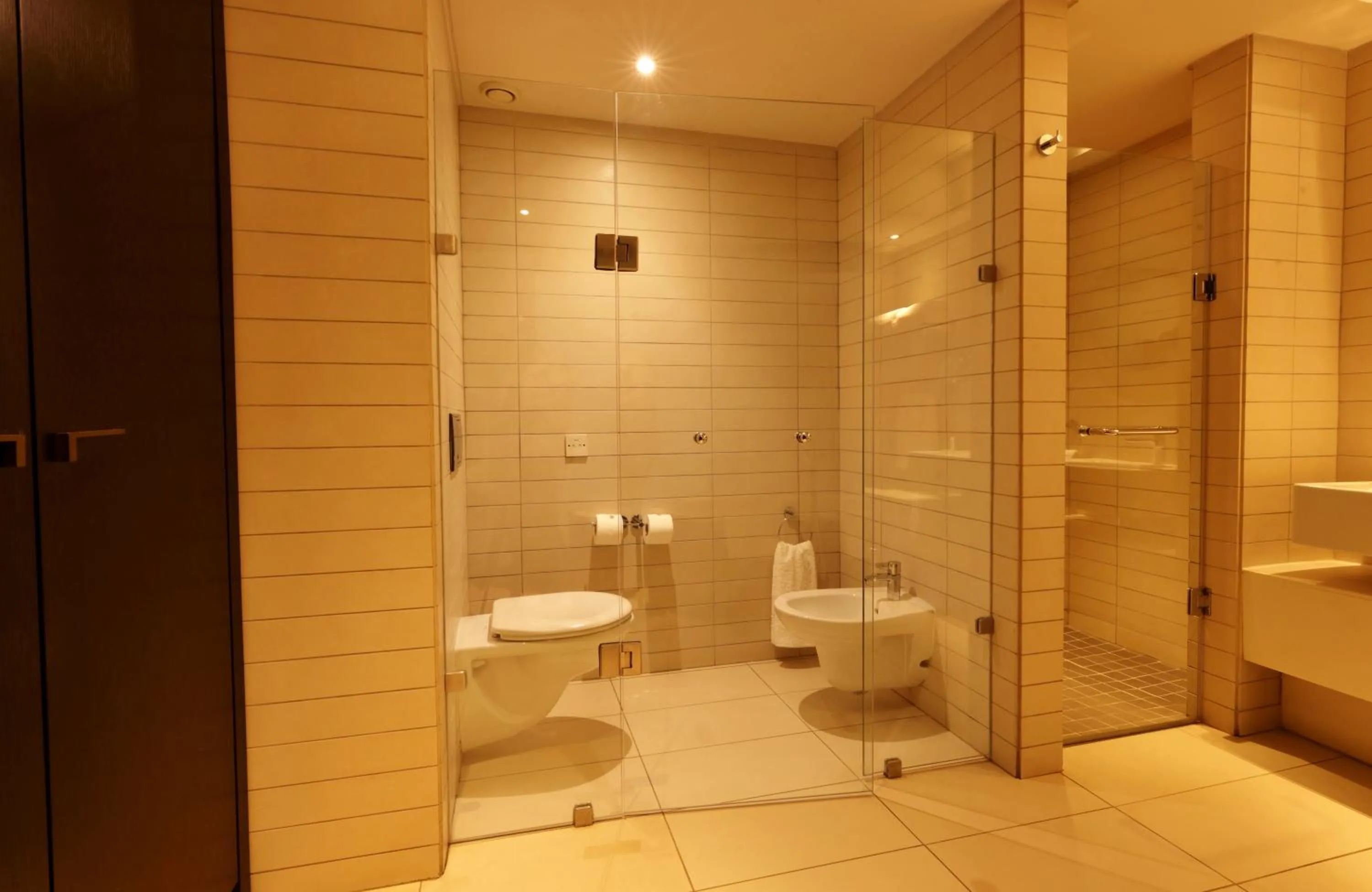 Shower in Labadi Beach Hotel