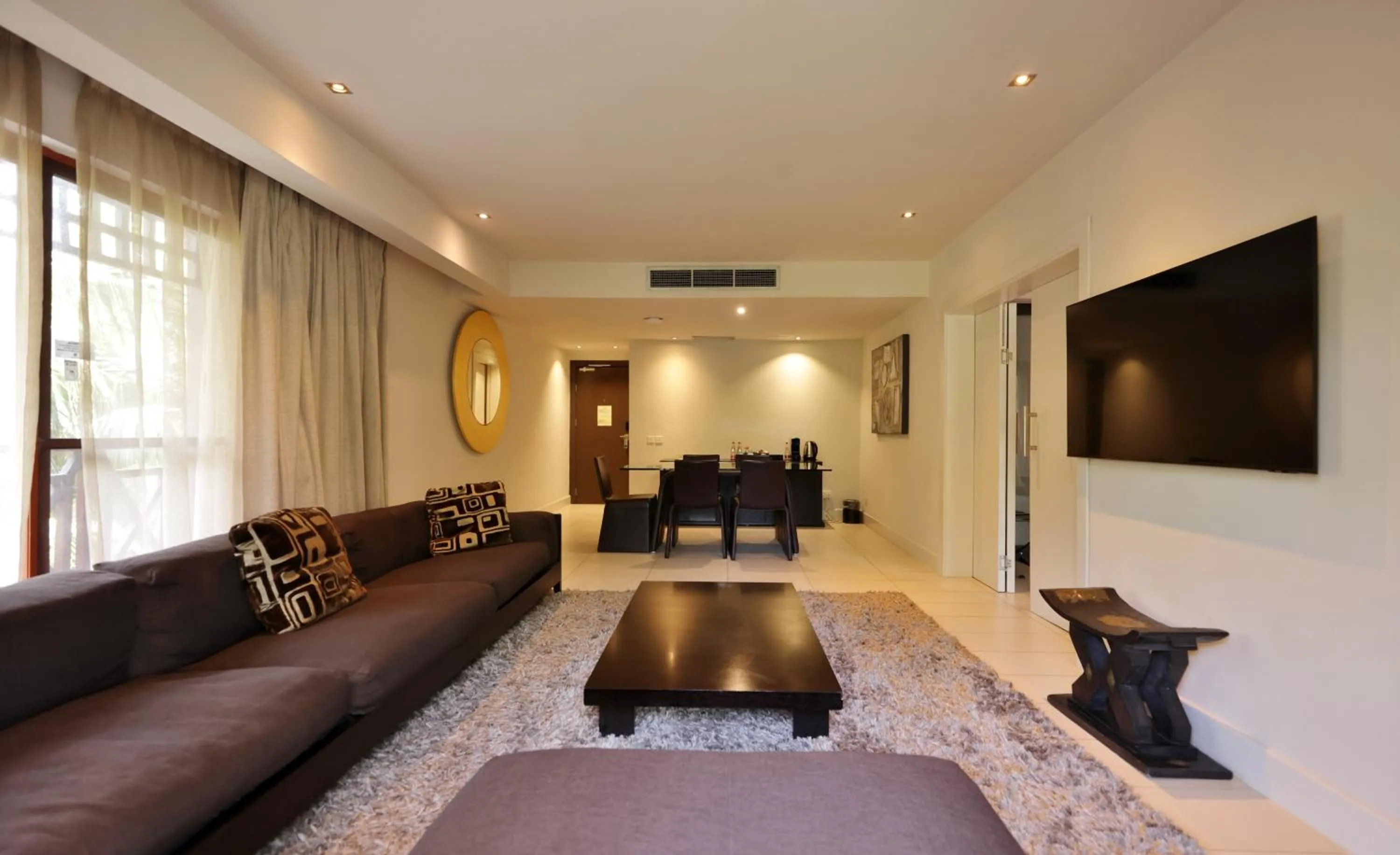 Living room in Labadi Beach Hotel