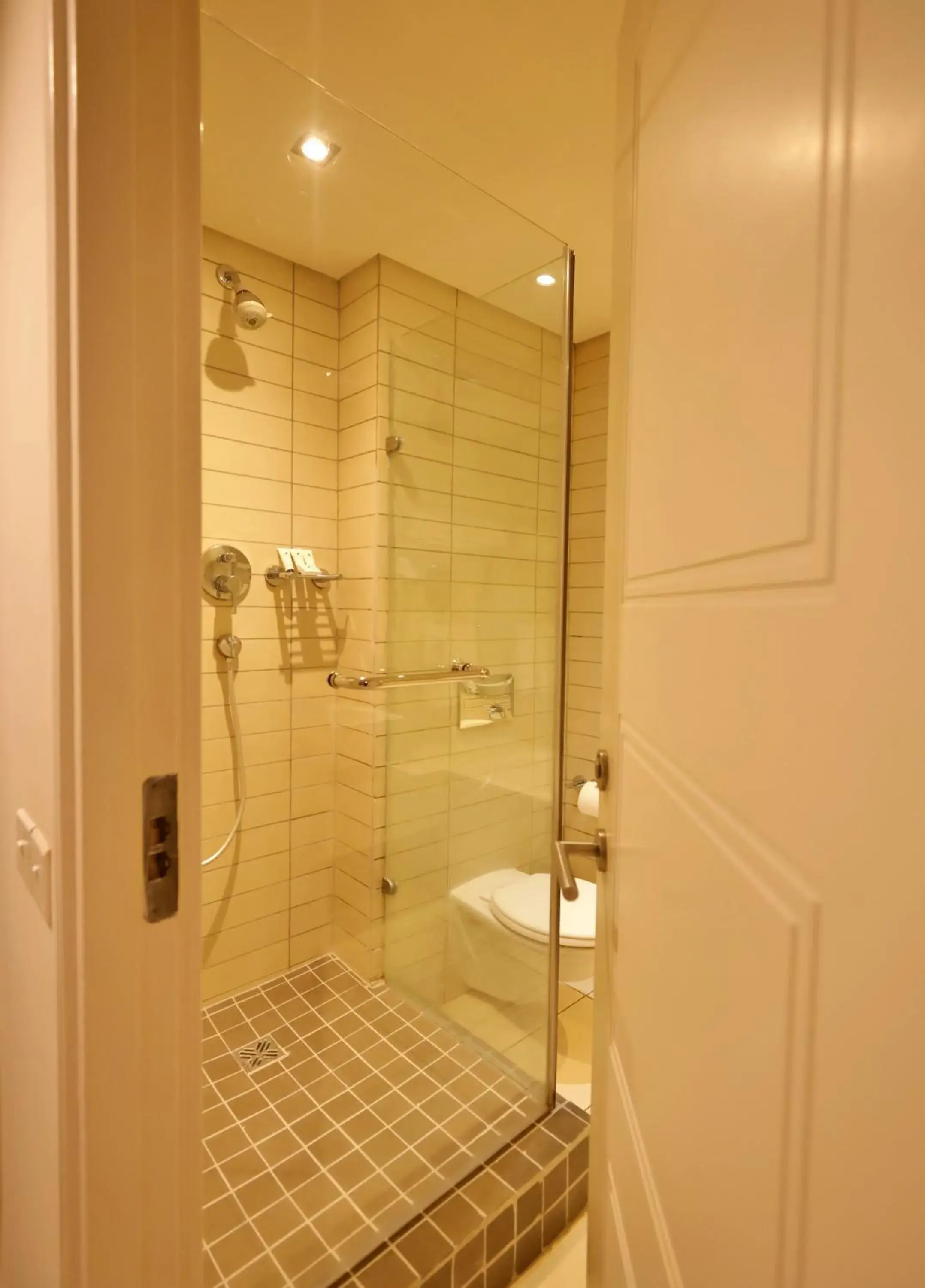 Bathroom in Labadi Beach Hotel Bathroom in Labadi Beach Hotel