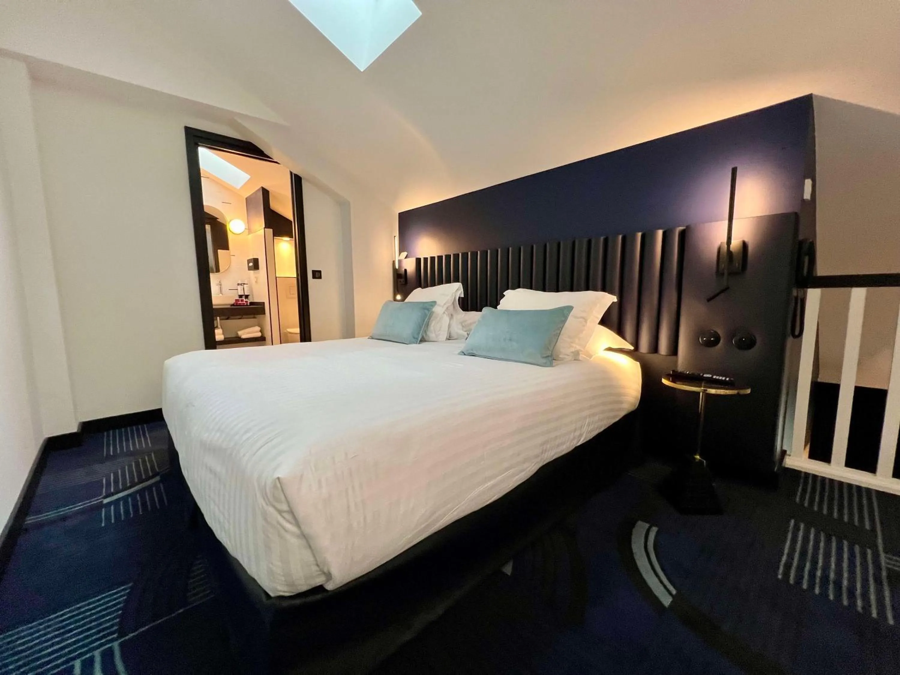 Photo of the whole room, Bed in Best Western Plus Crystal, Hotel,Bar & Spa