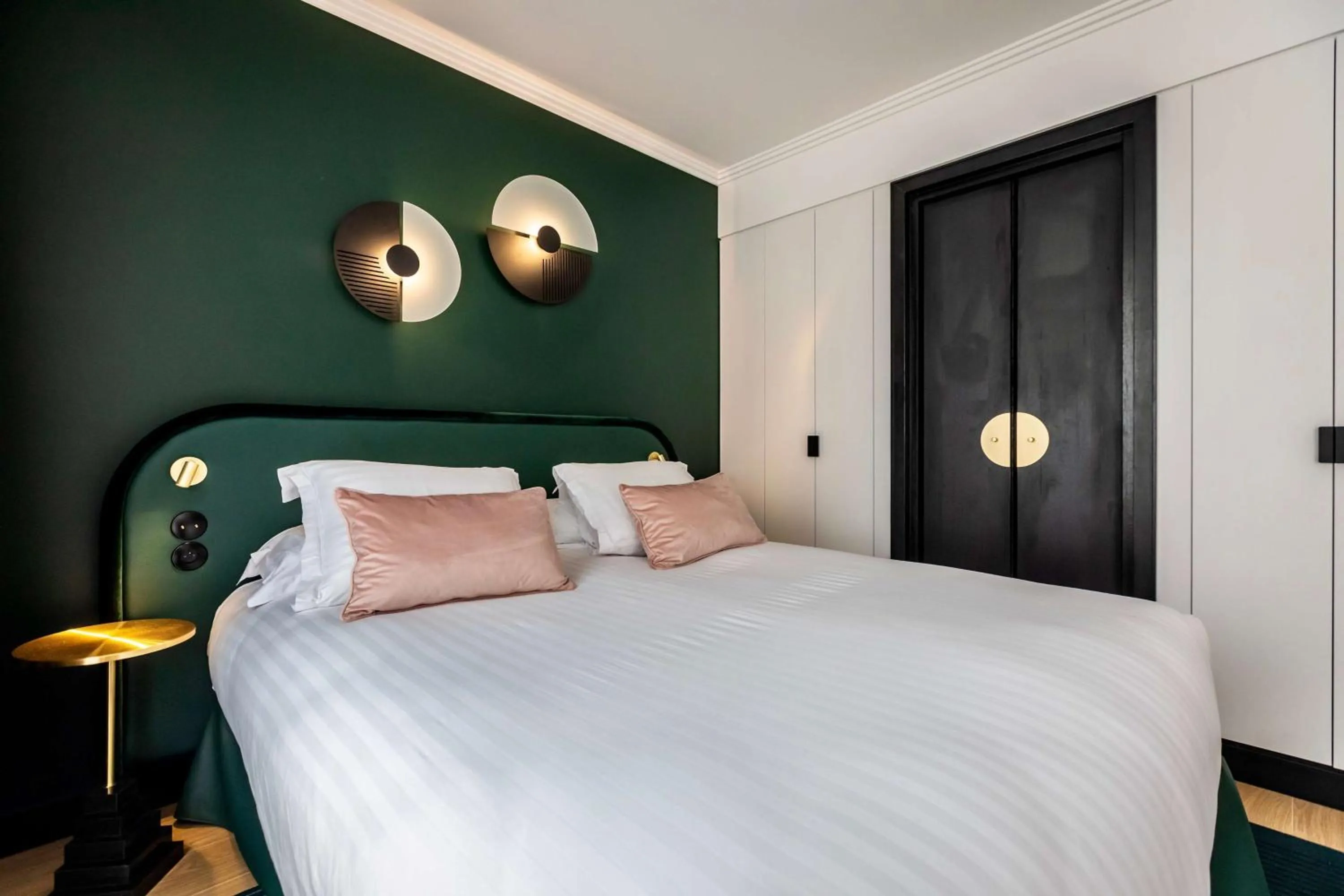 Bedroom, Bed in Best Western Plus Crystal, Hotel,Bar & Spa