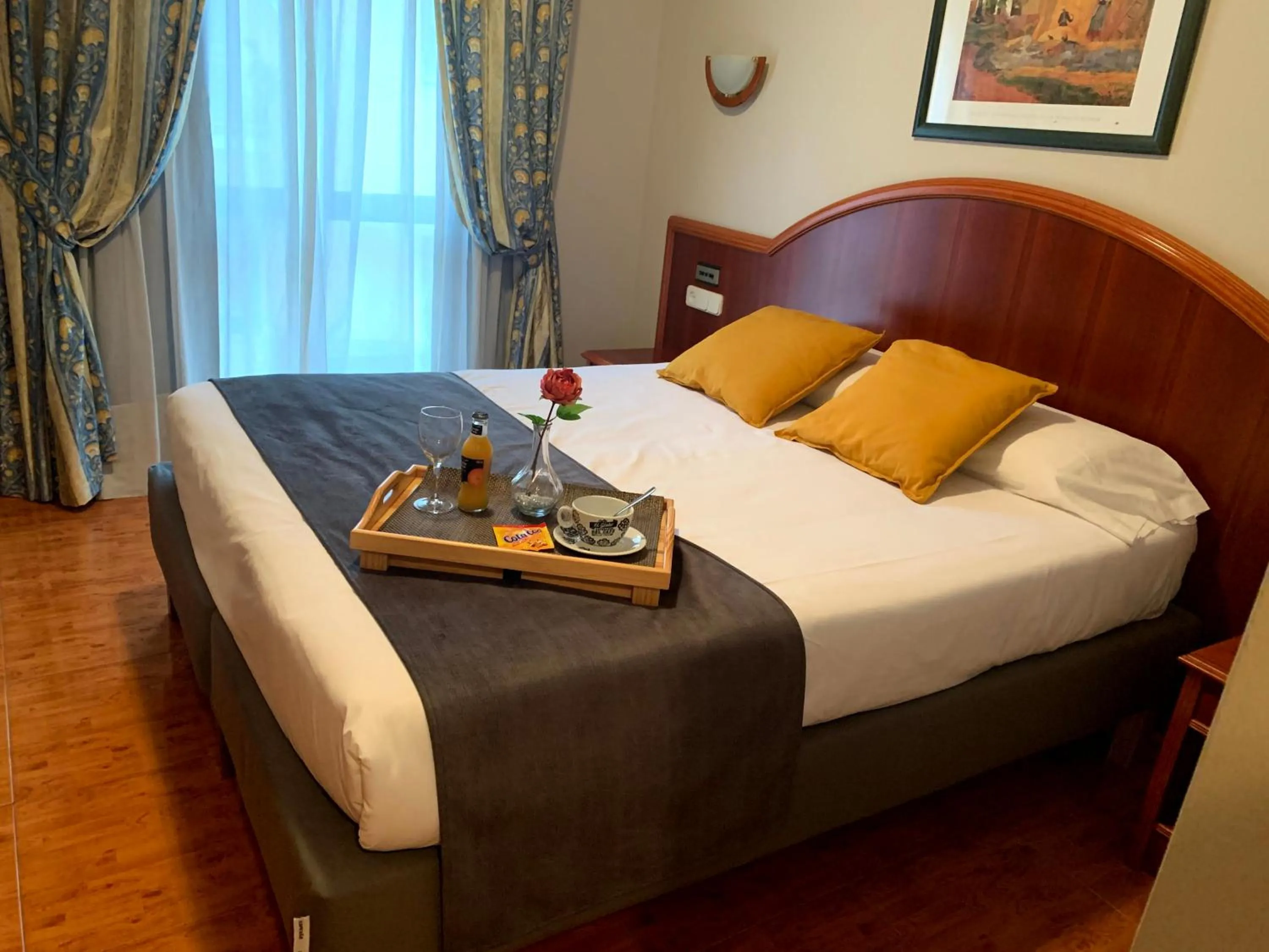 Photo of the whole room, Bed in Hotel - Apartamentos Peña Santa