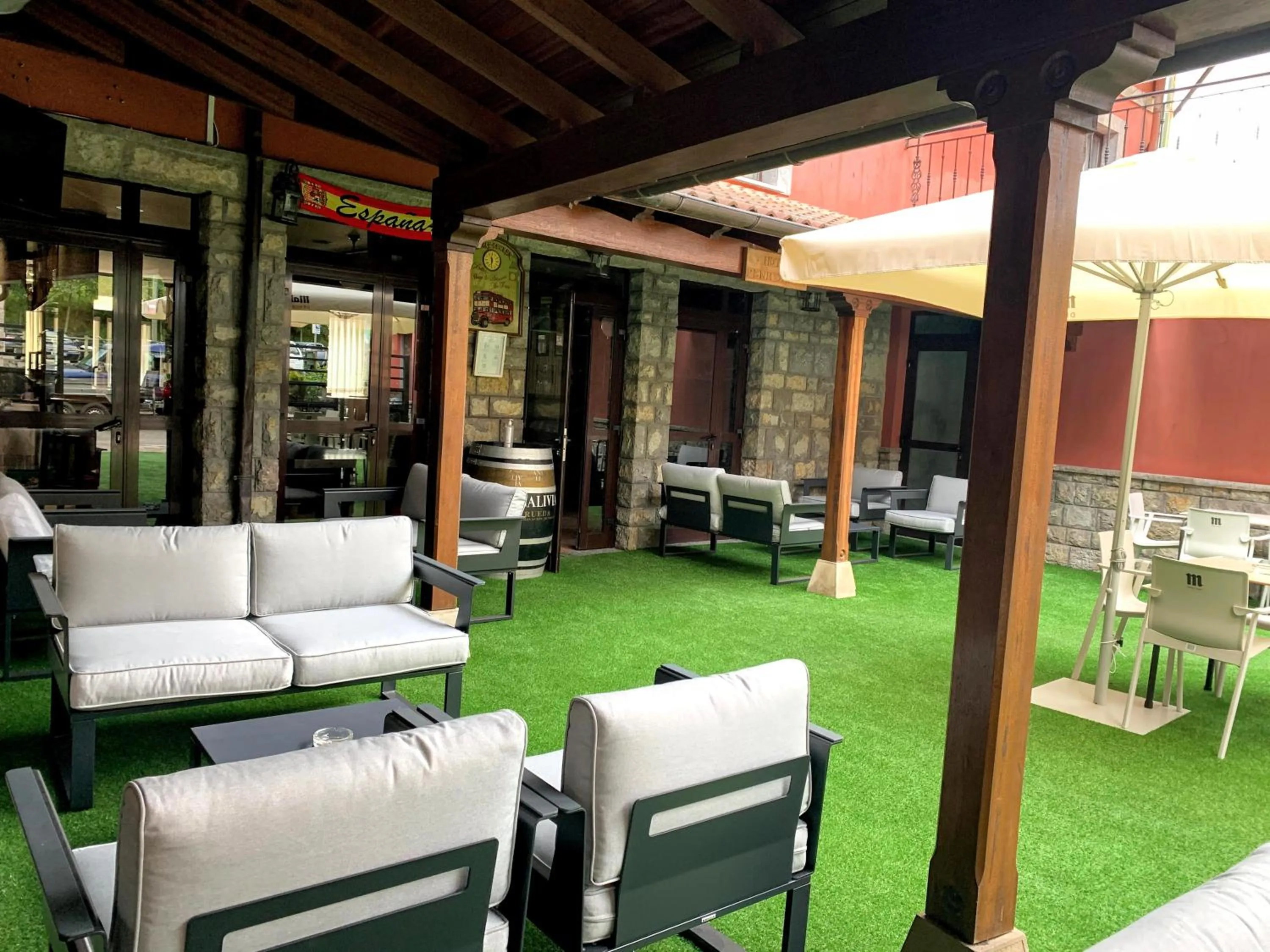 Balcony/Terrace in Hotel - Apartamentos Peña Santa