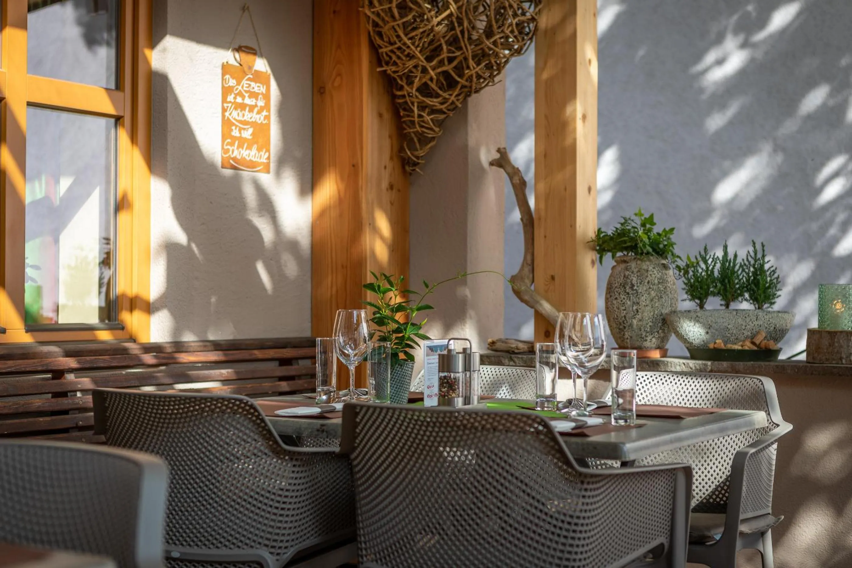 Patio in La Pasta Hotel Restaurant