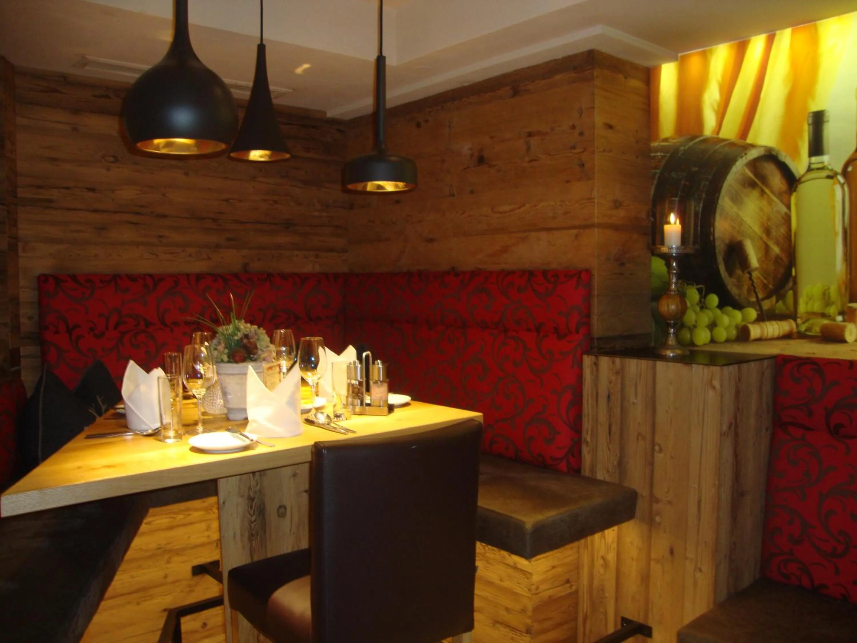 Restaurant/places to eat in La Pasta Hotel Restaurant