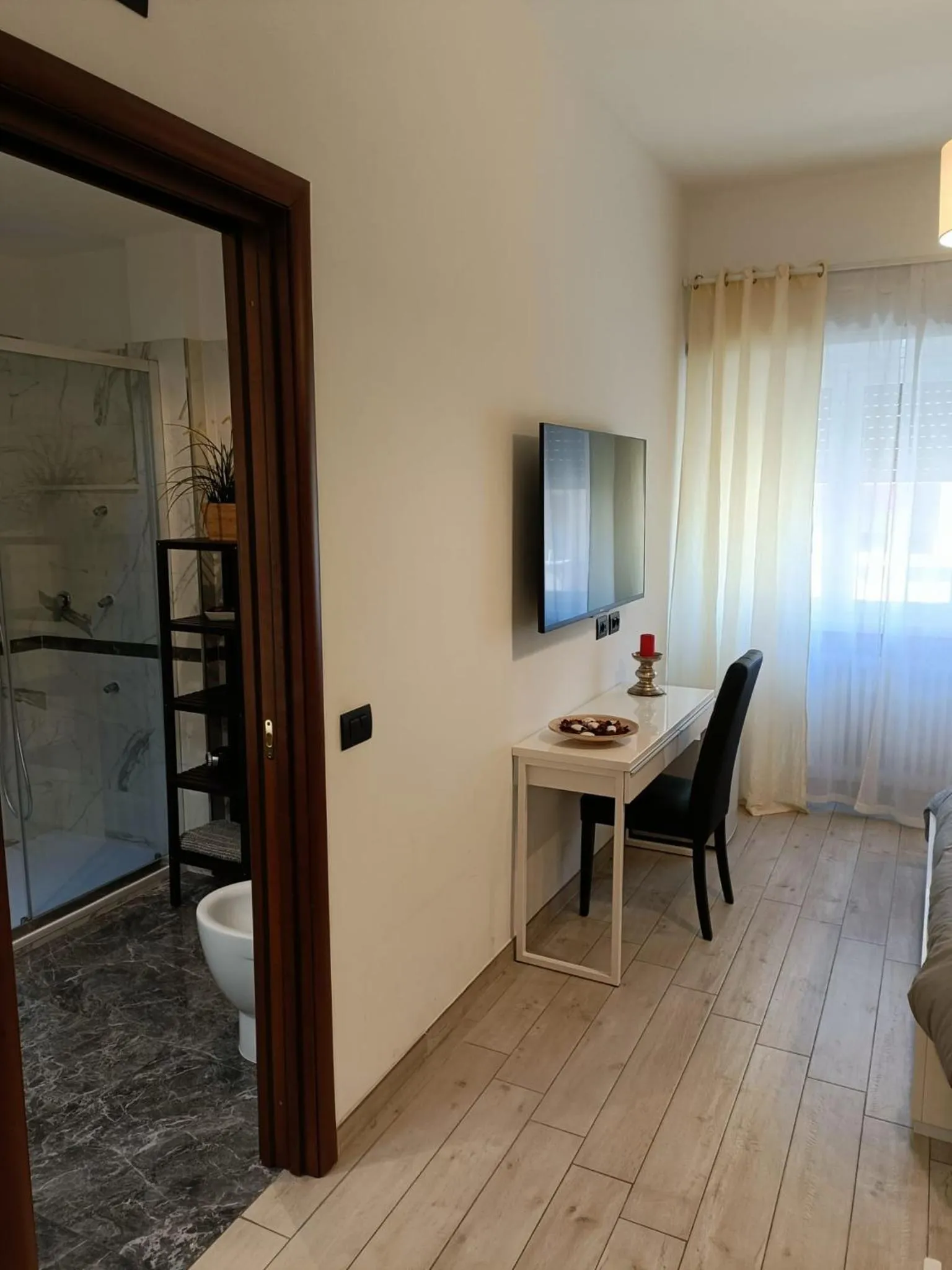 TV and multimedia in Vatican Break Home