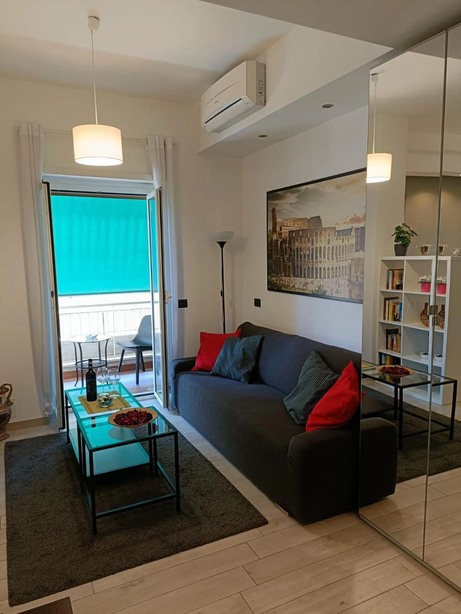 Living room in Vatican Break Home