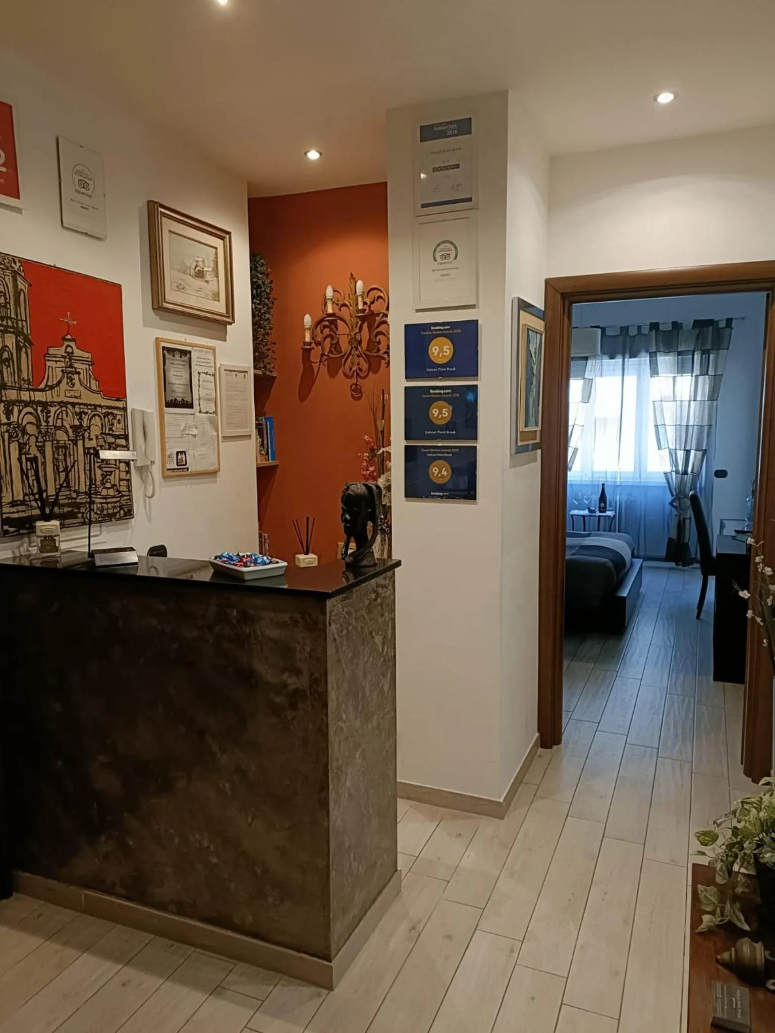 Lobby or reception, Bed in Vatican Break Home