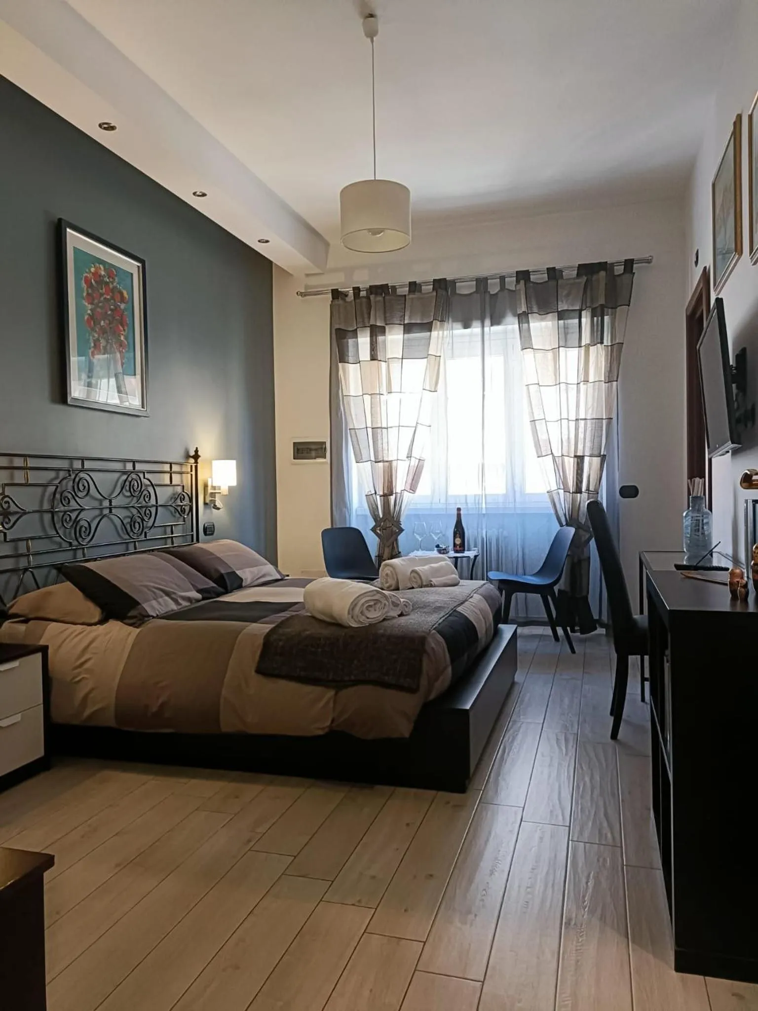 Bed in Vatican Break Home