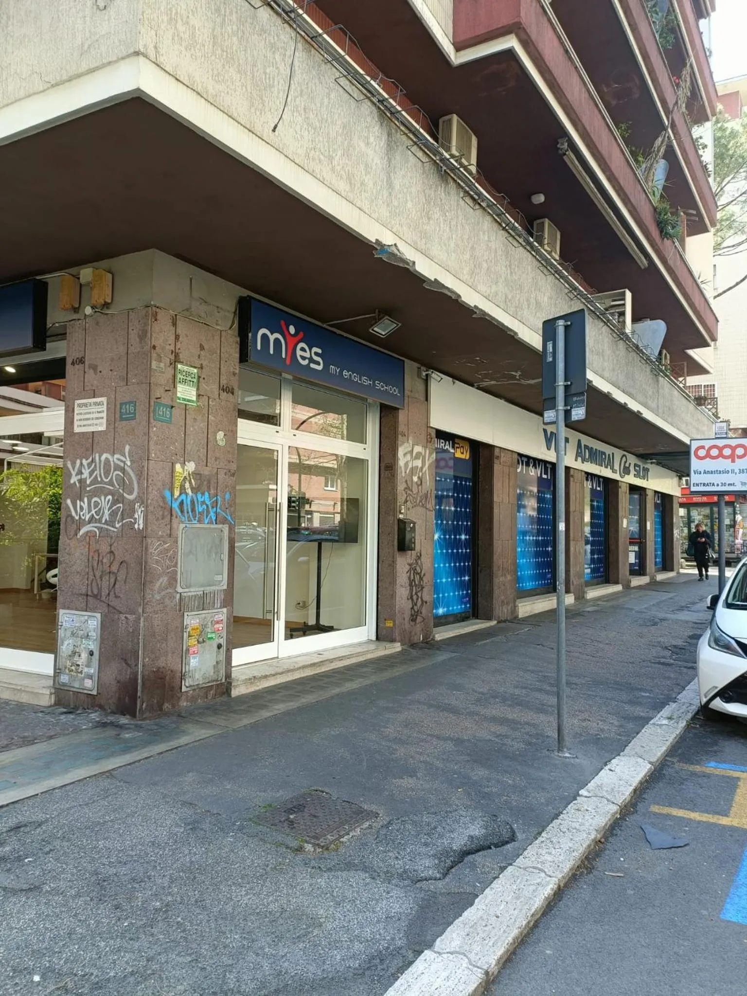 Street view in Vatican Break Home