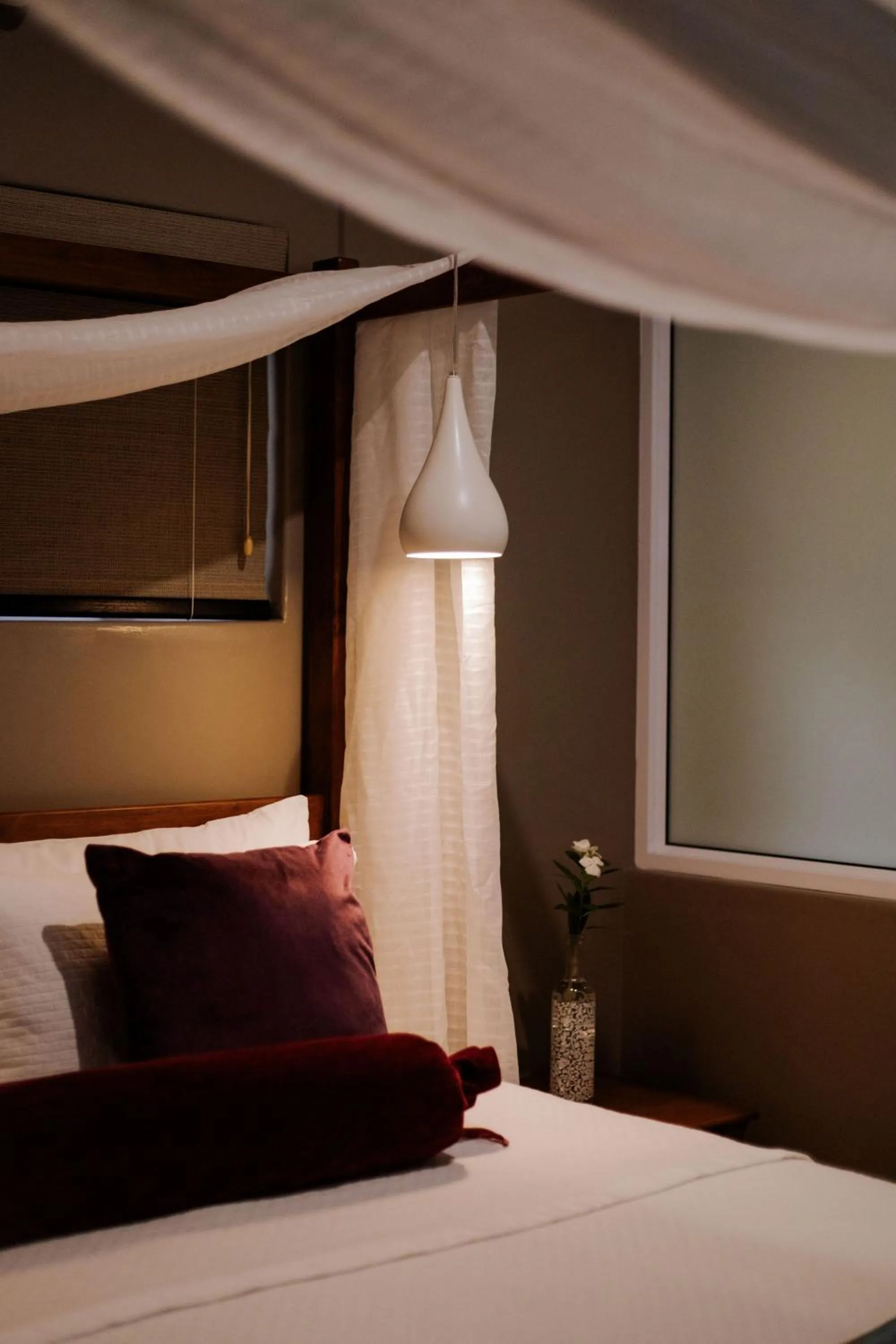 Decorative detail, Bed in iGwalagwala Guest House