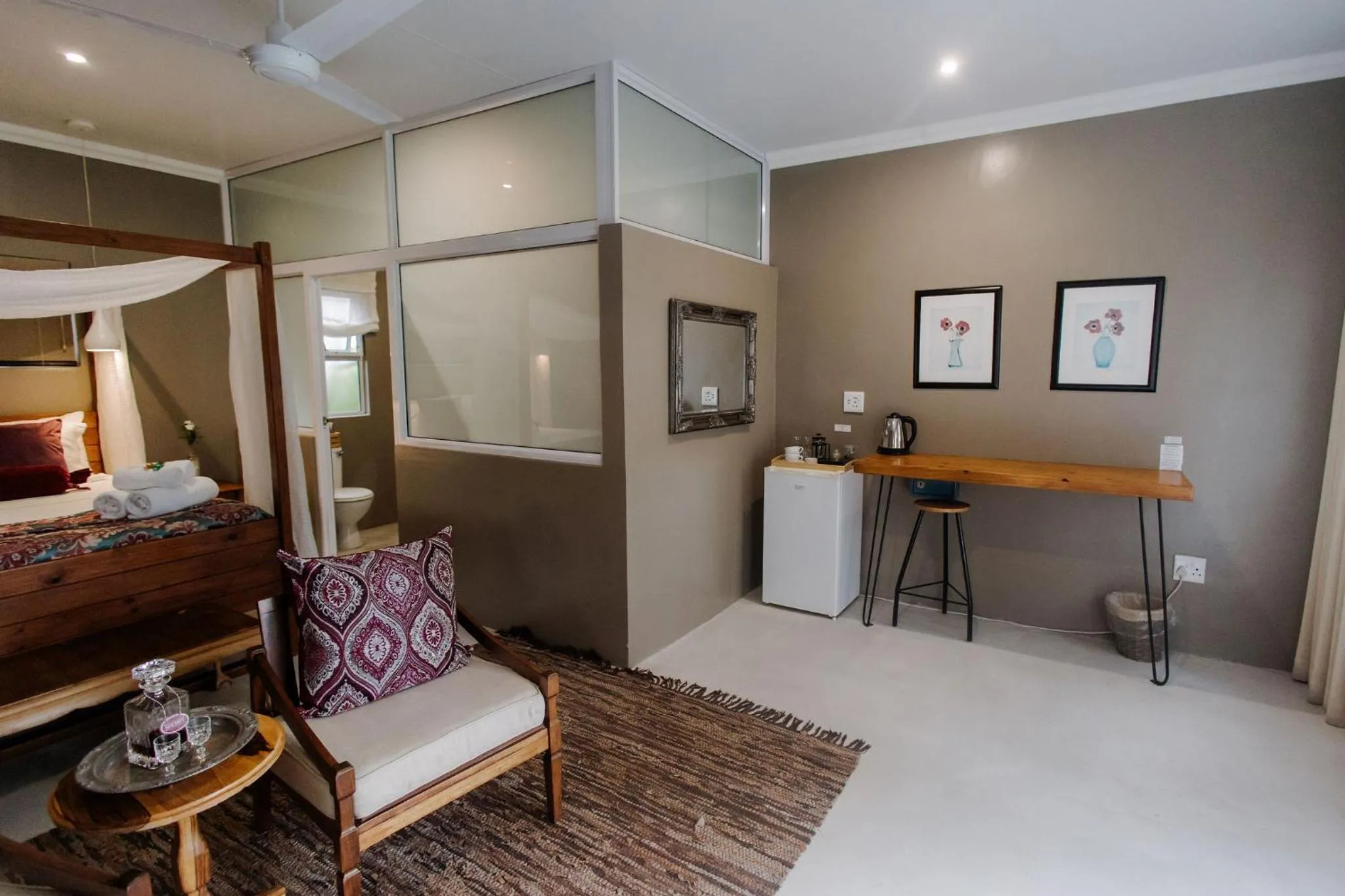 Bedroom in iGwalagwala Guest House