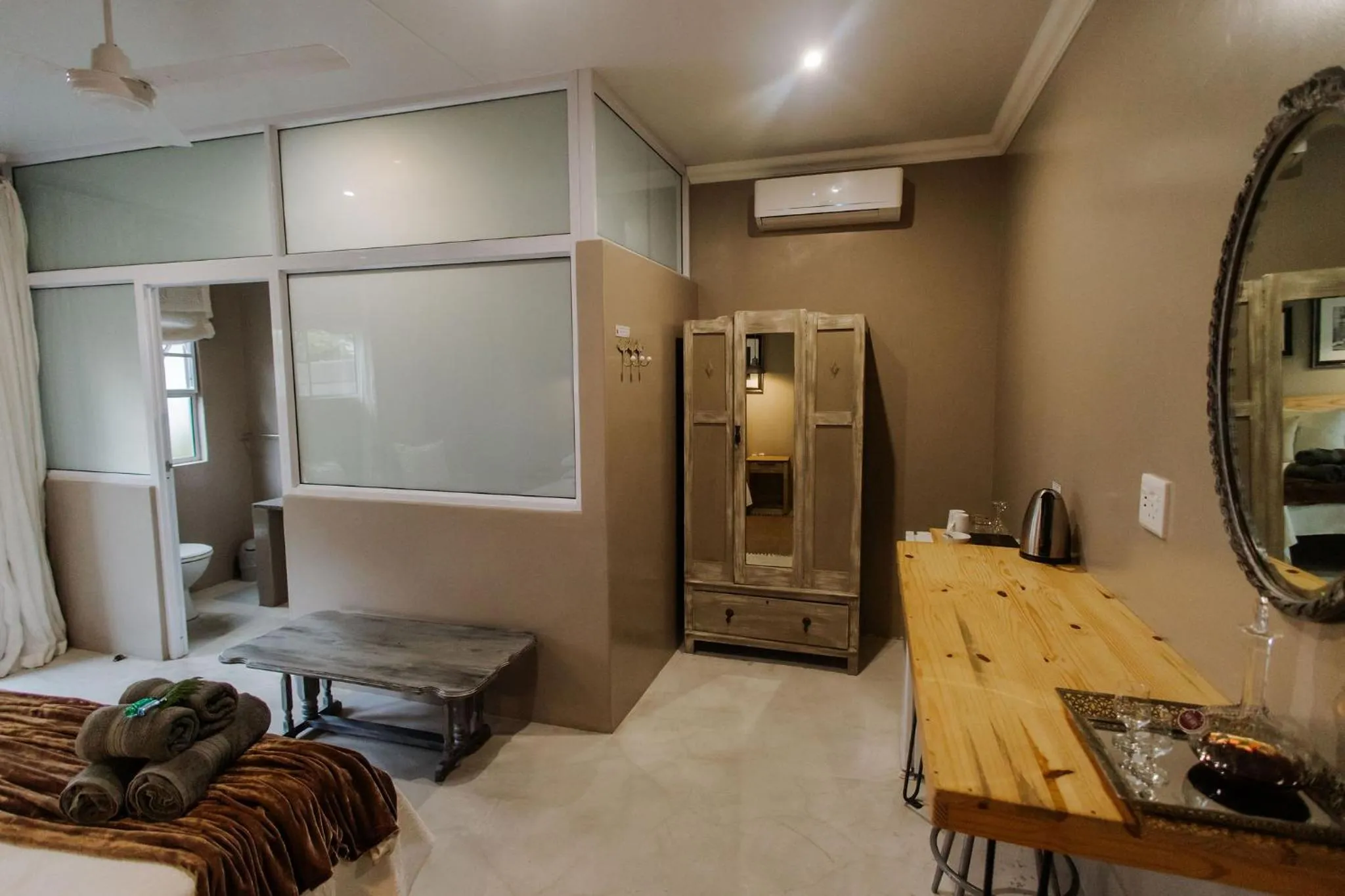 Bedroom in iGwalagwala Guest House