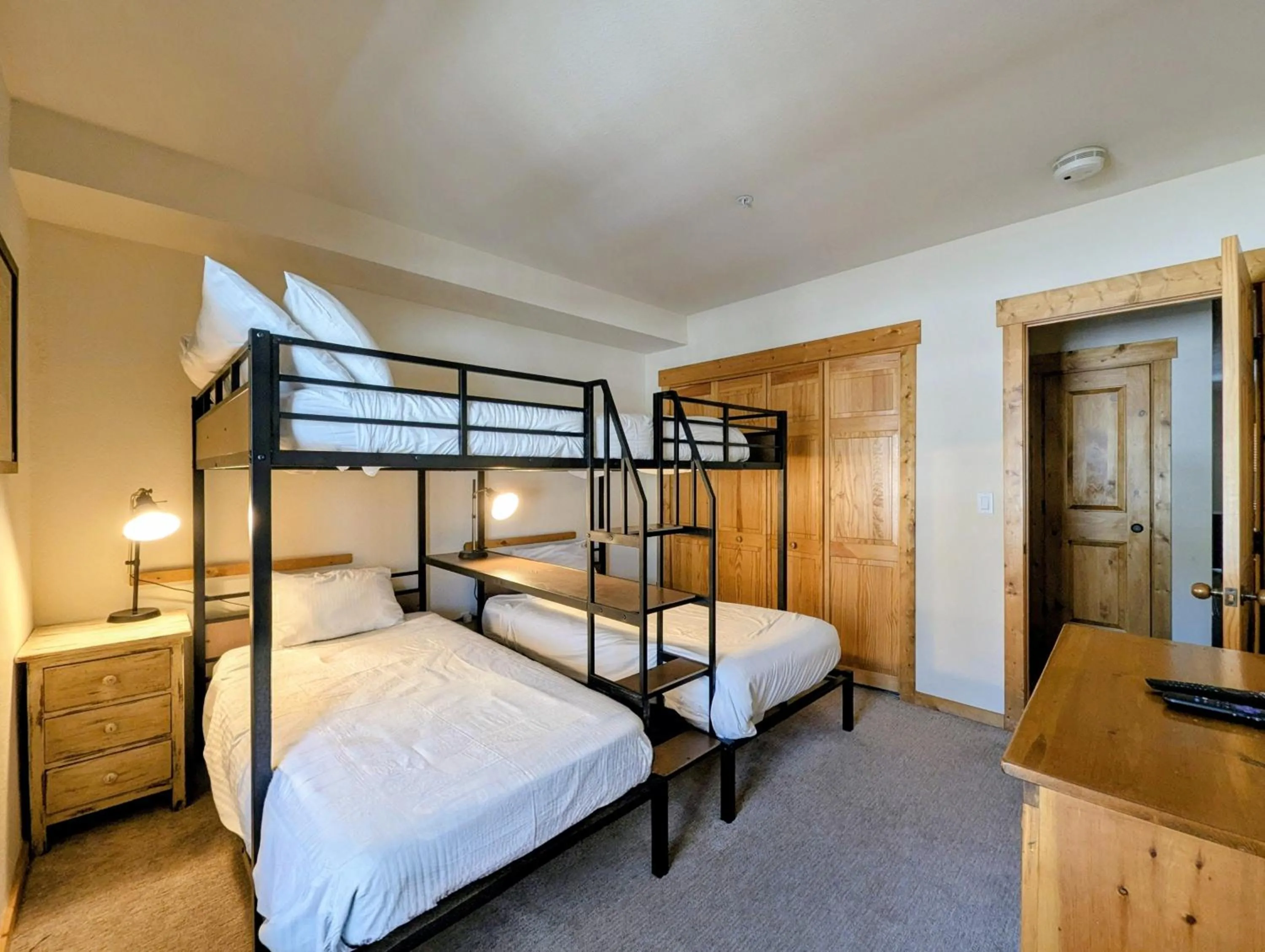 Bed in Tenderfoot Lodge 2626 by SummitCove Lodging