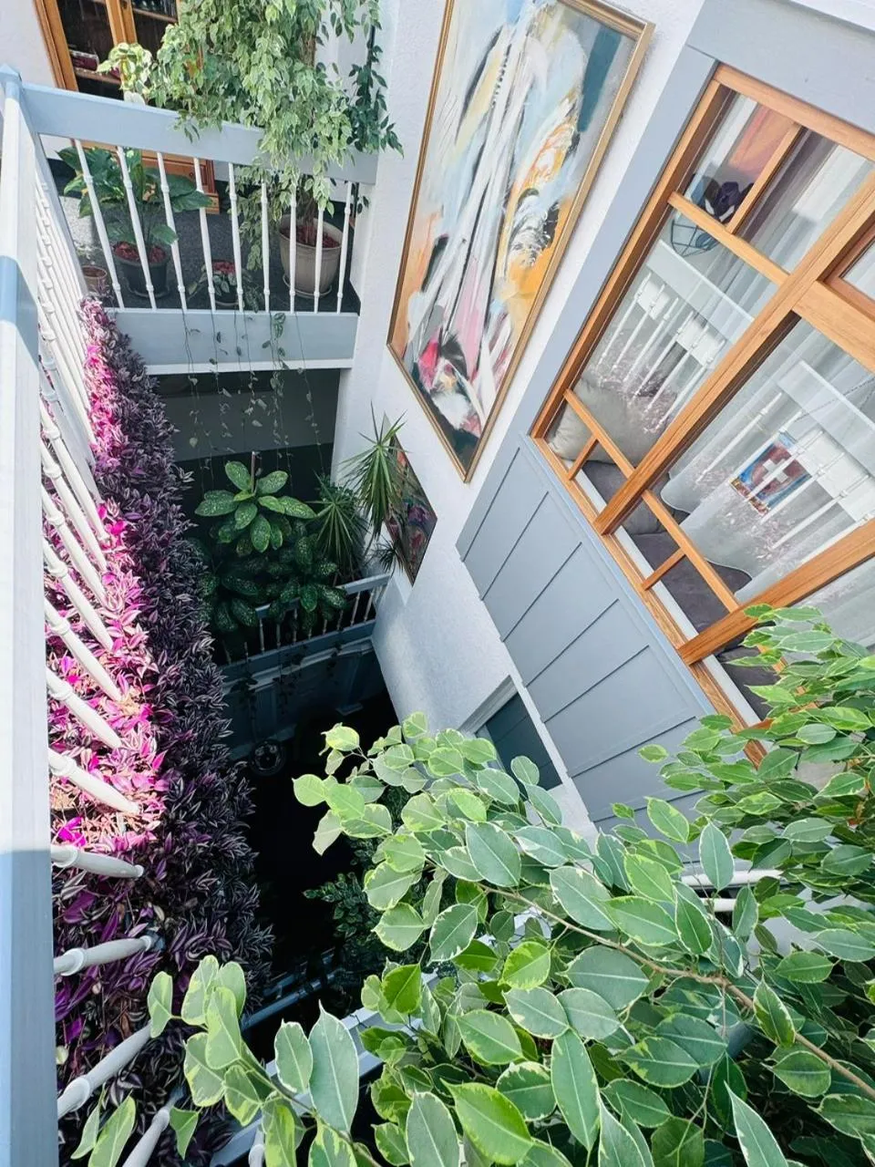 Property building in Villa Helvetia