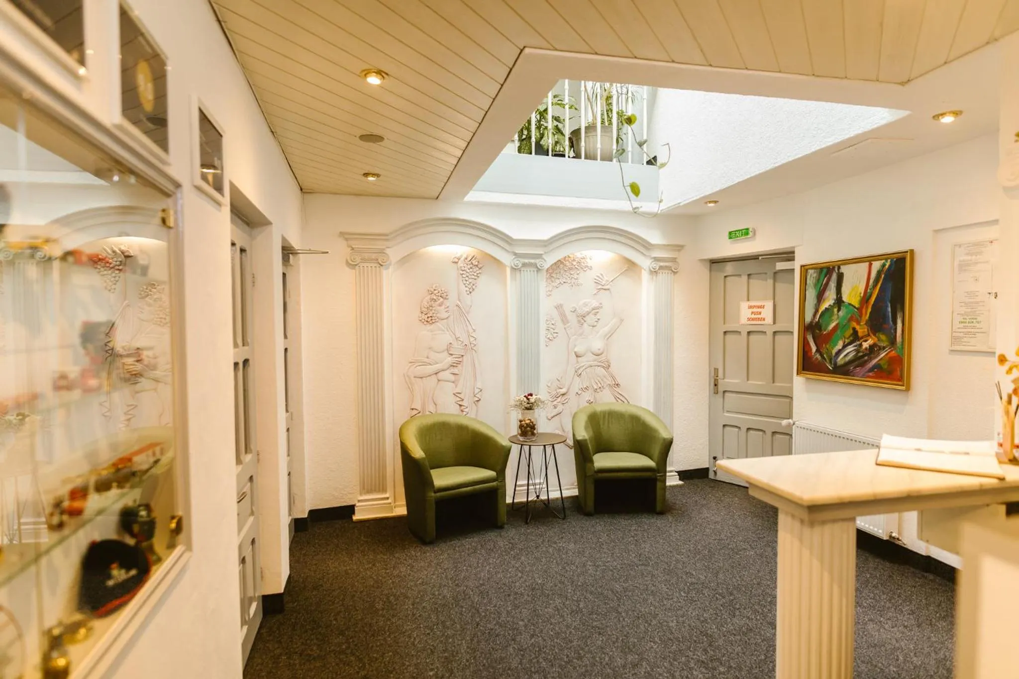 Property building in Villa Helvetia