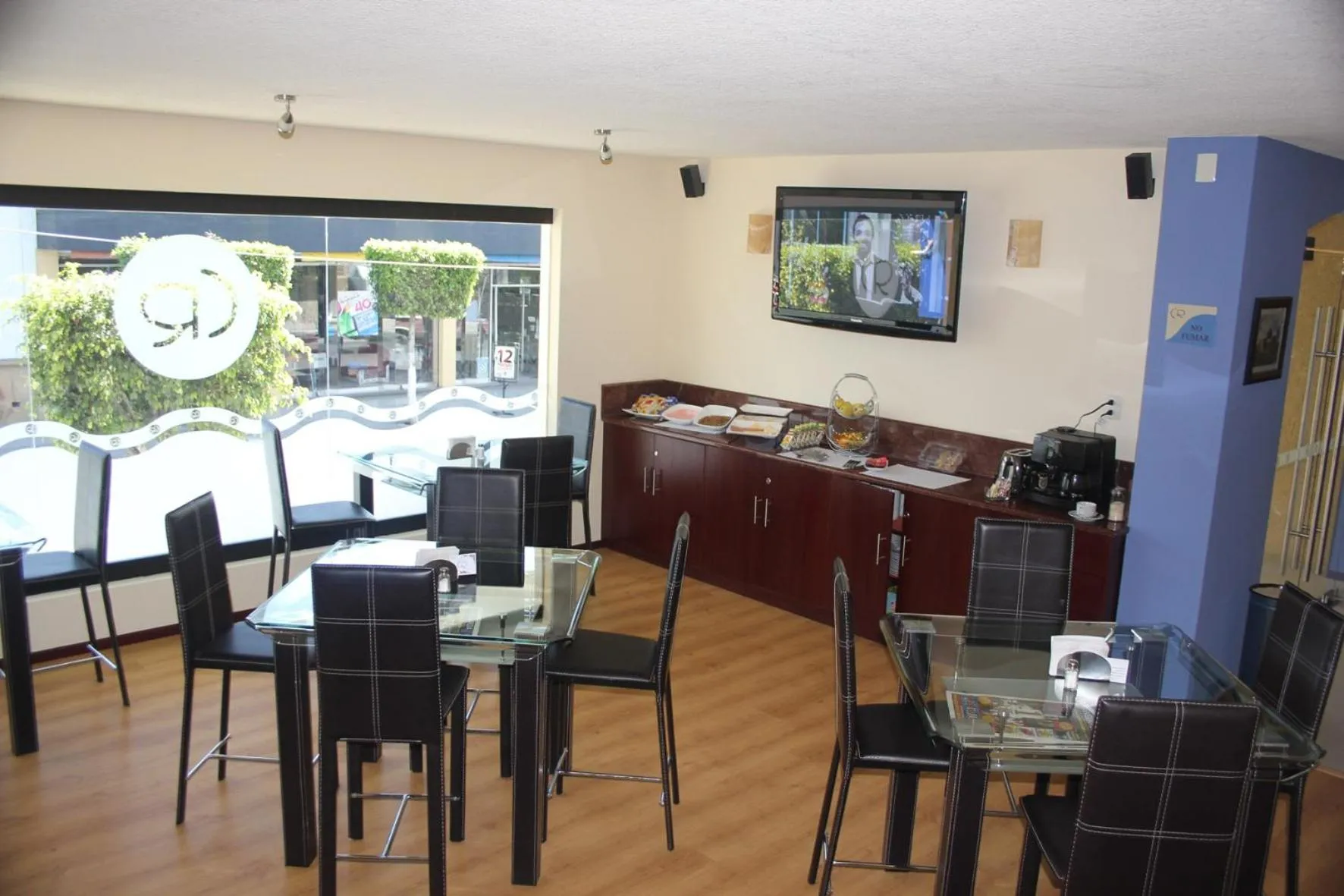 Seating area in Hotel CR Tehuacan