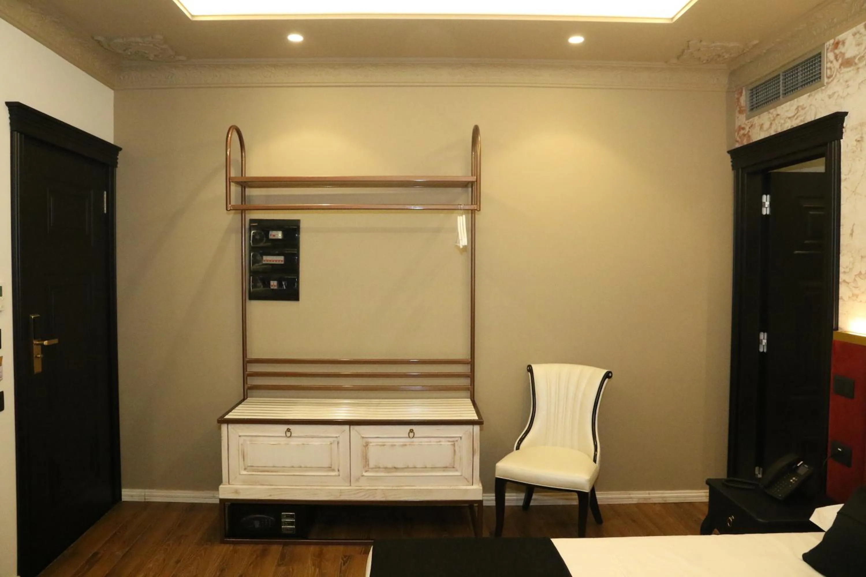 Photo of the whole room in Hotel Kloest