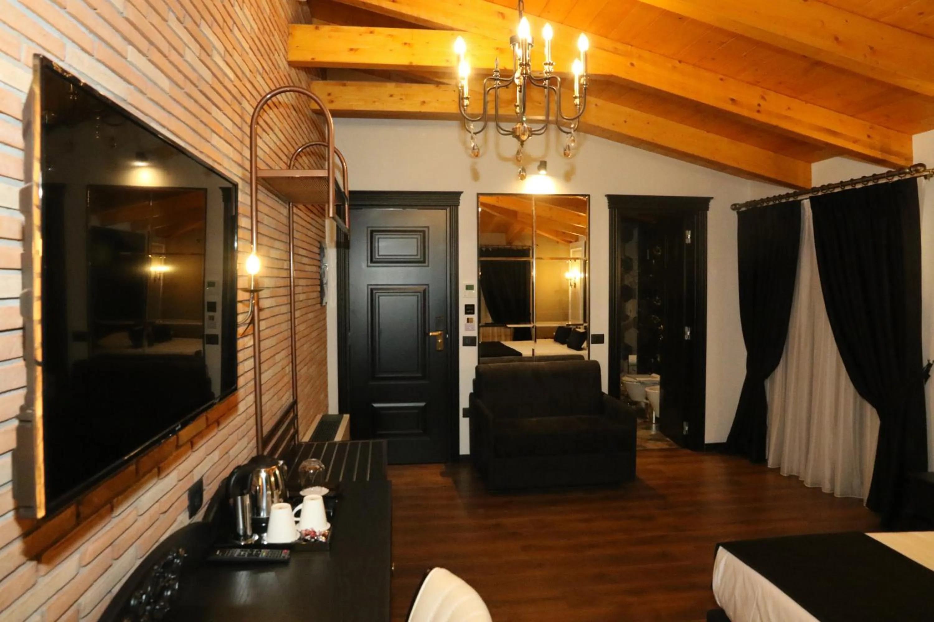 Photo of the whole room in Hotel Kloest