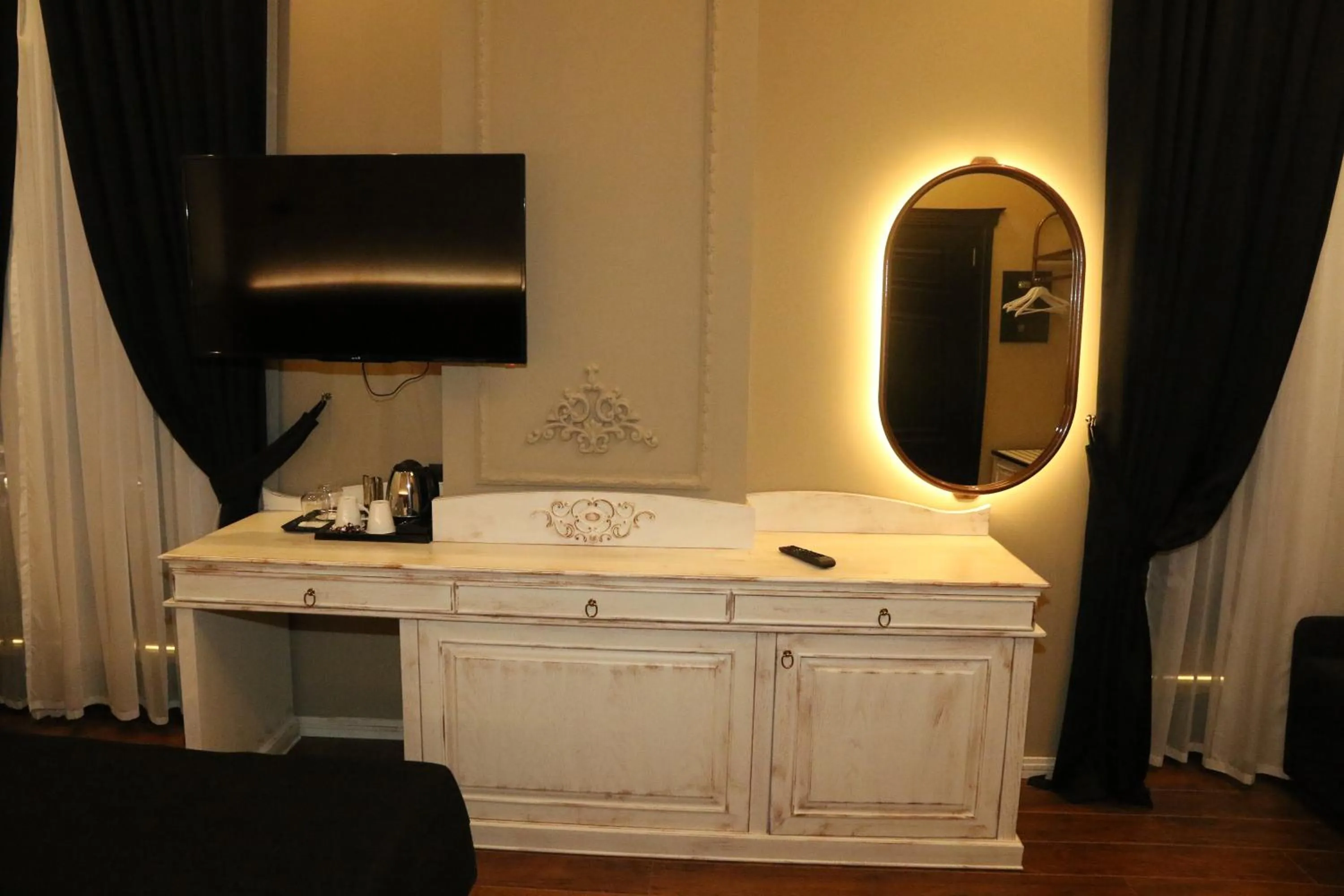 TV and multimedia in Hotel Kloest