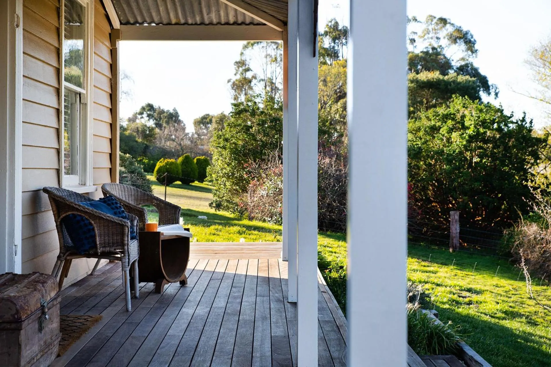 Property building in Table Hill Cottage - dog friendly retreat