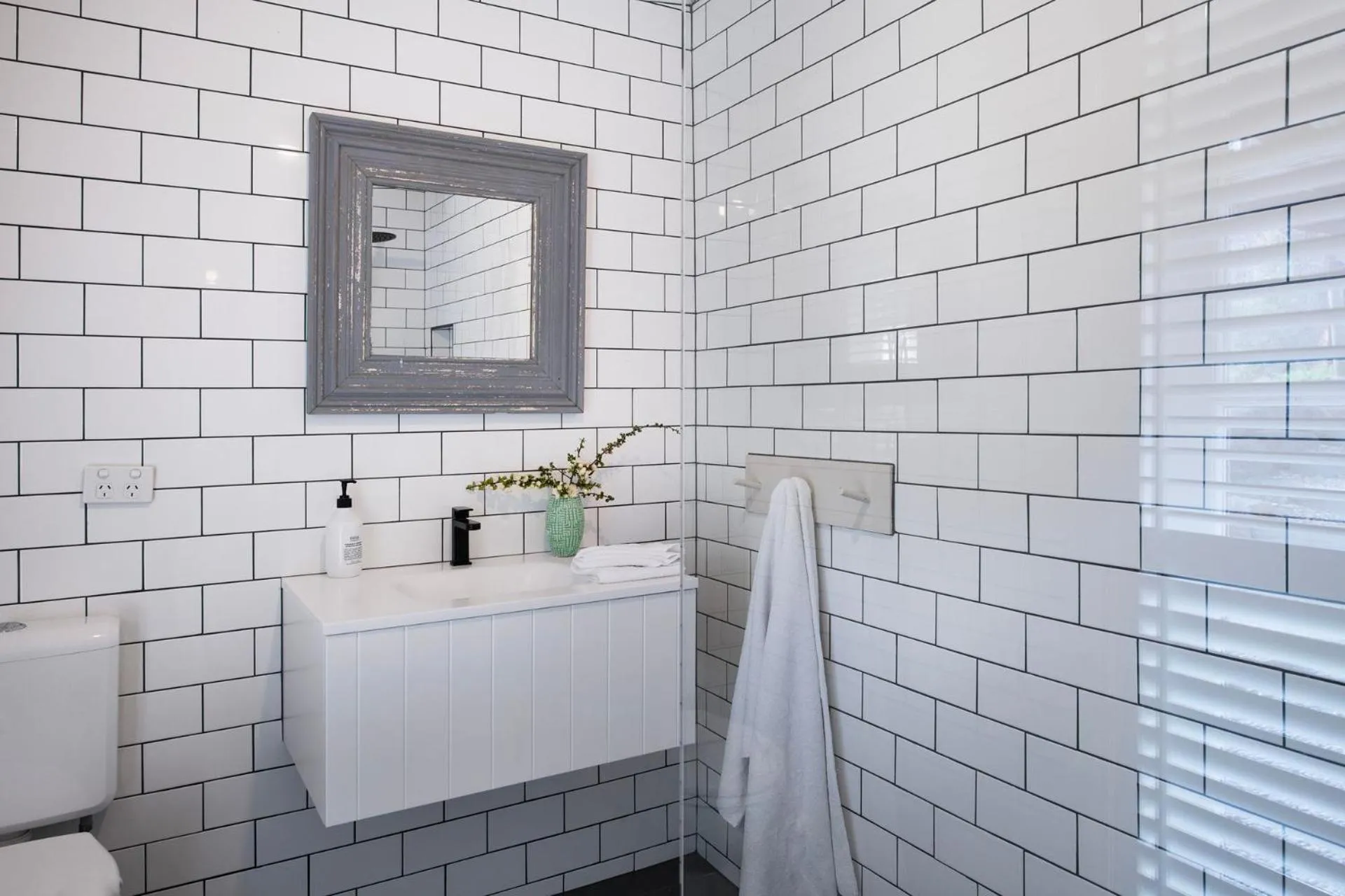 Table Hill Cottage - dog friendly retreat