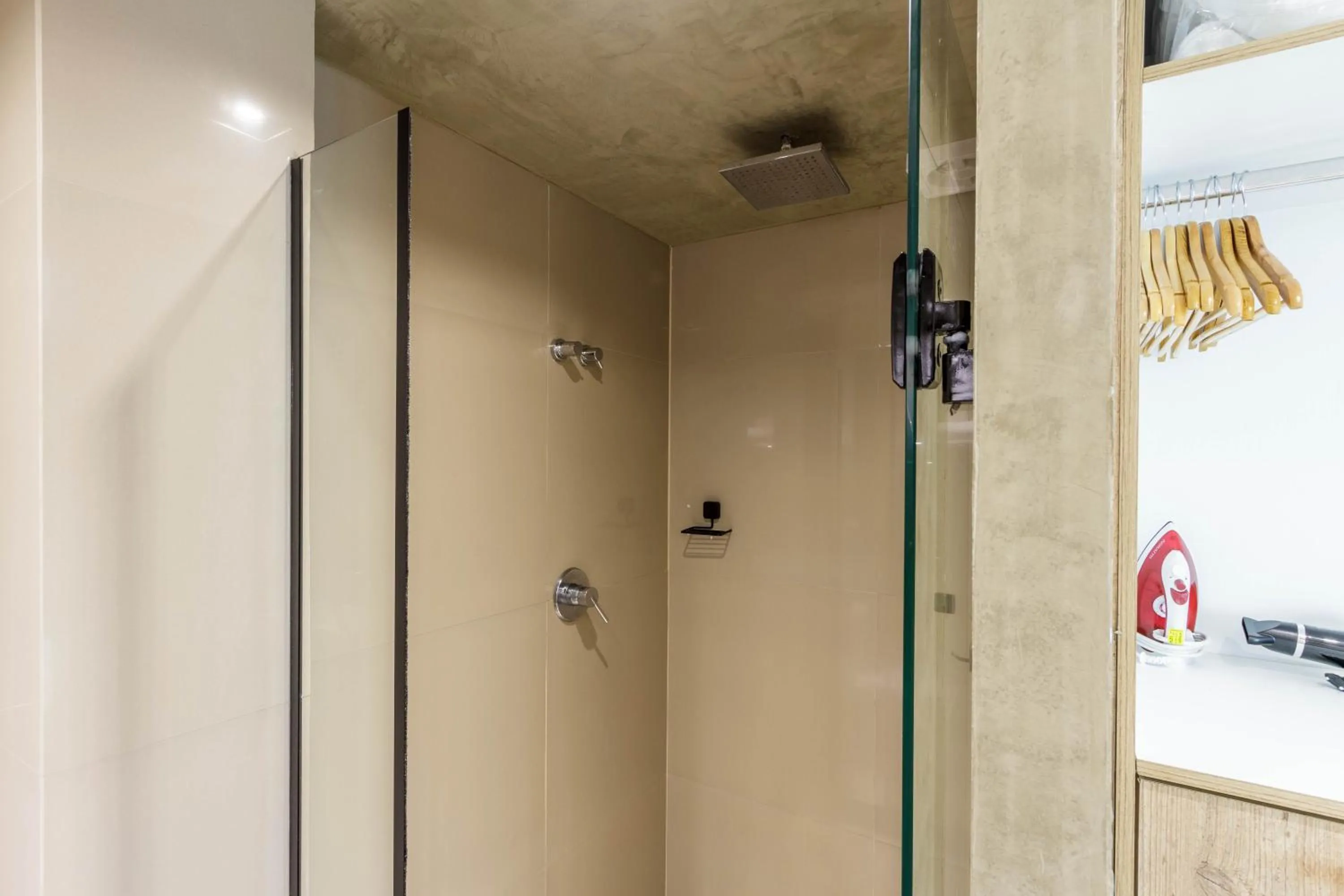 Shower in RD Cyclinn Vila Olímpia