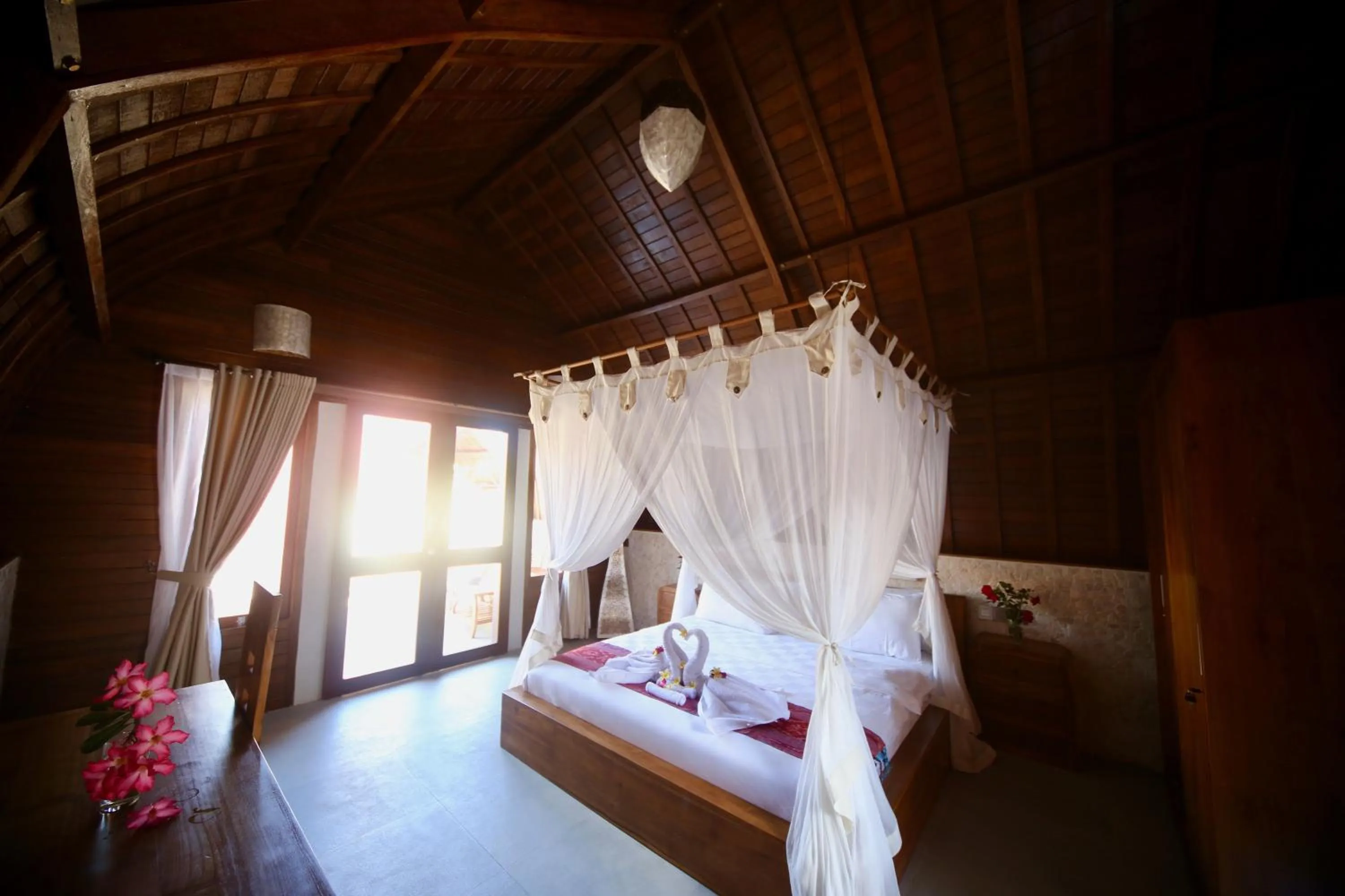 Bed in Jungle Paradise