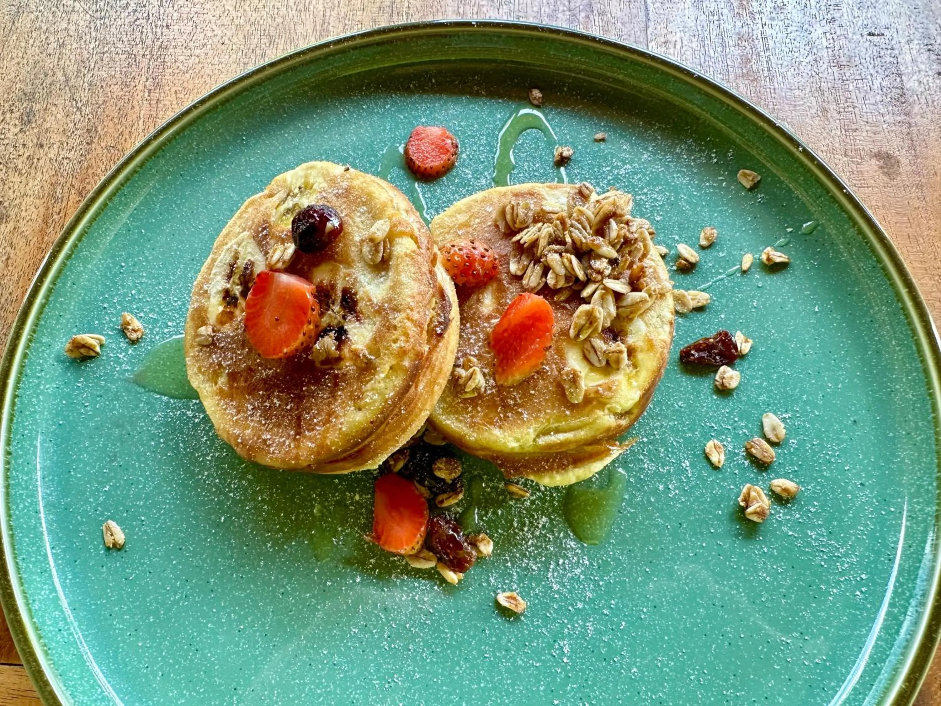 Breakfast in Jungle Paradise