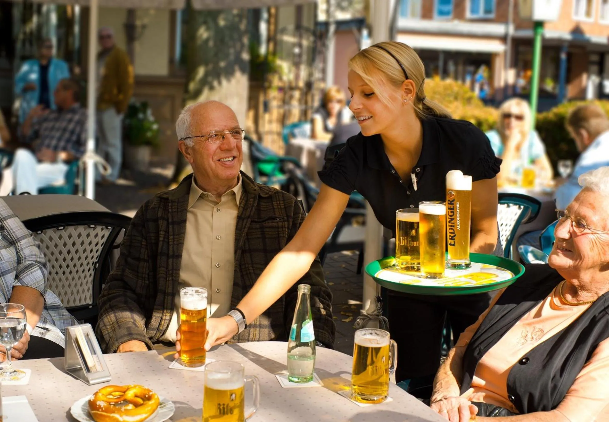 Restaurant/places to eat in EIFELkrimihotel