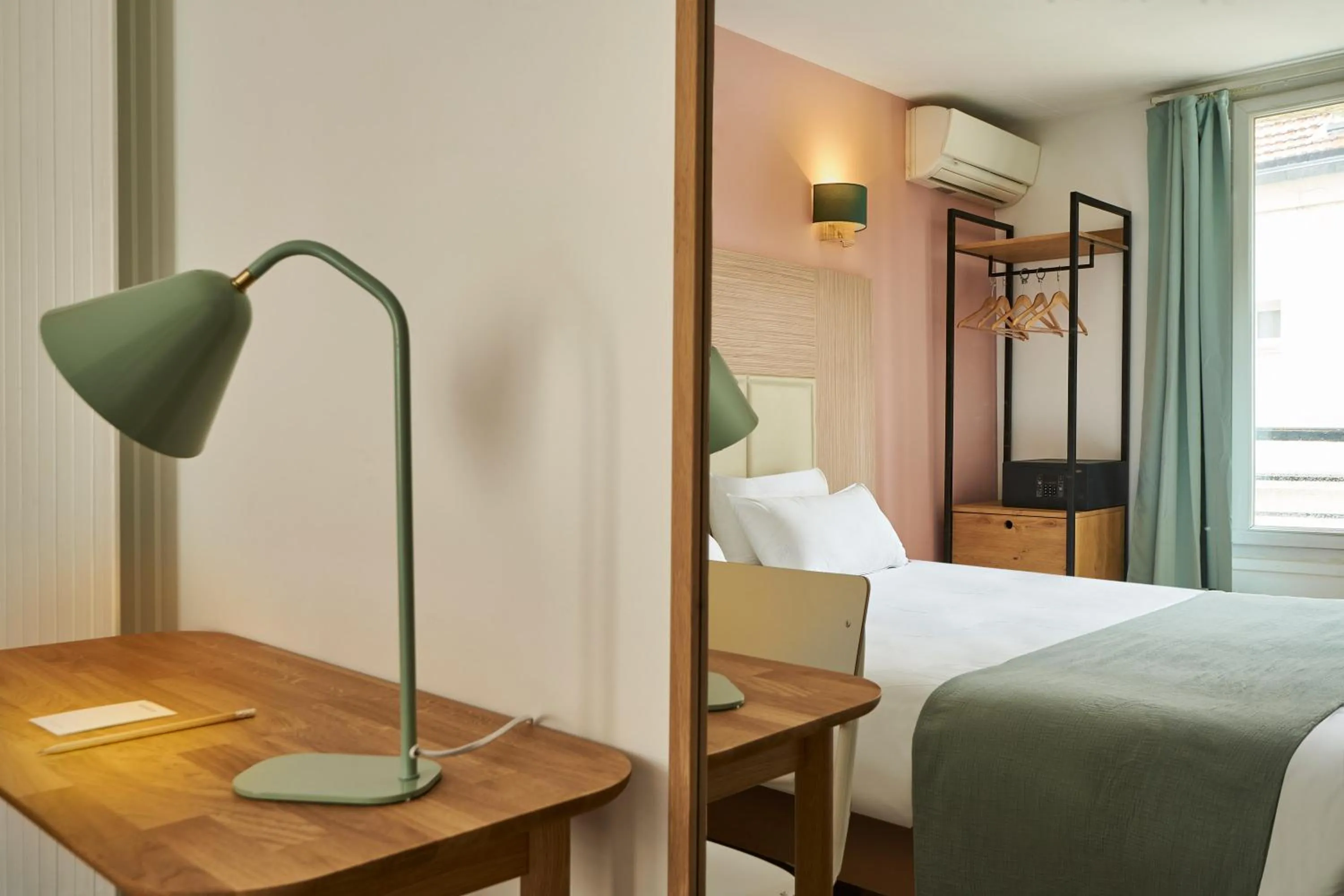 Bed in Hôtel Kabanel by Happyculture