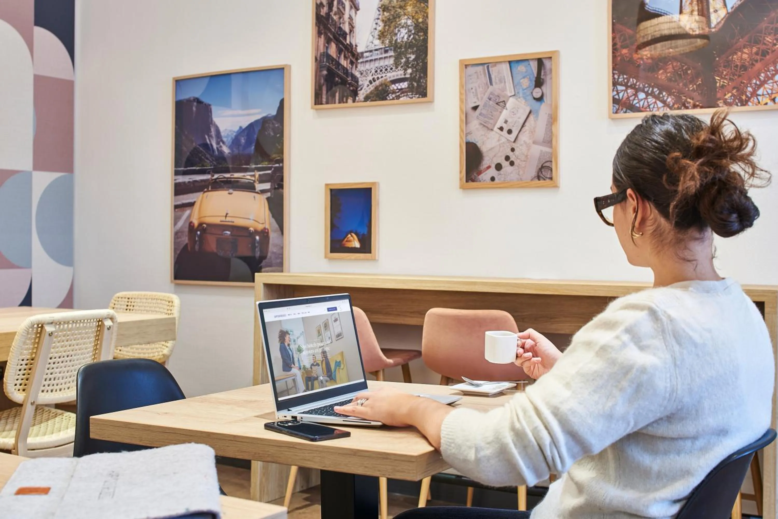 Living room in Hôtel Kabanel by Happyculture