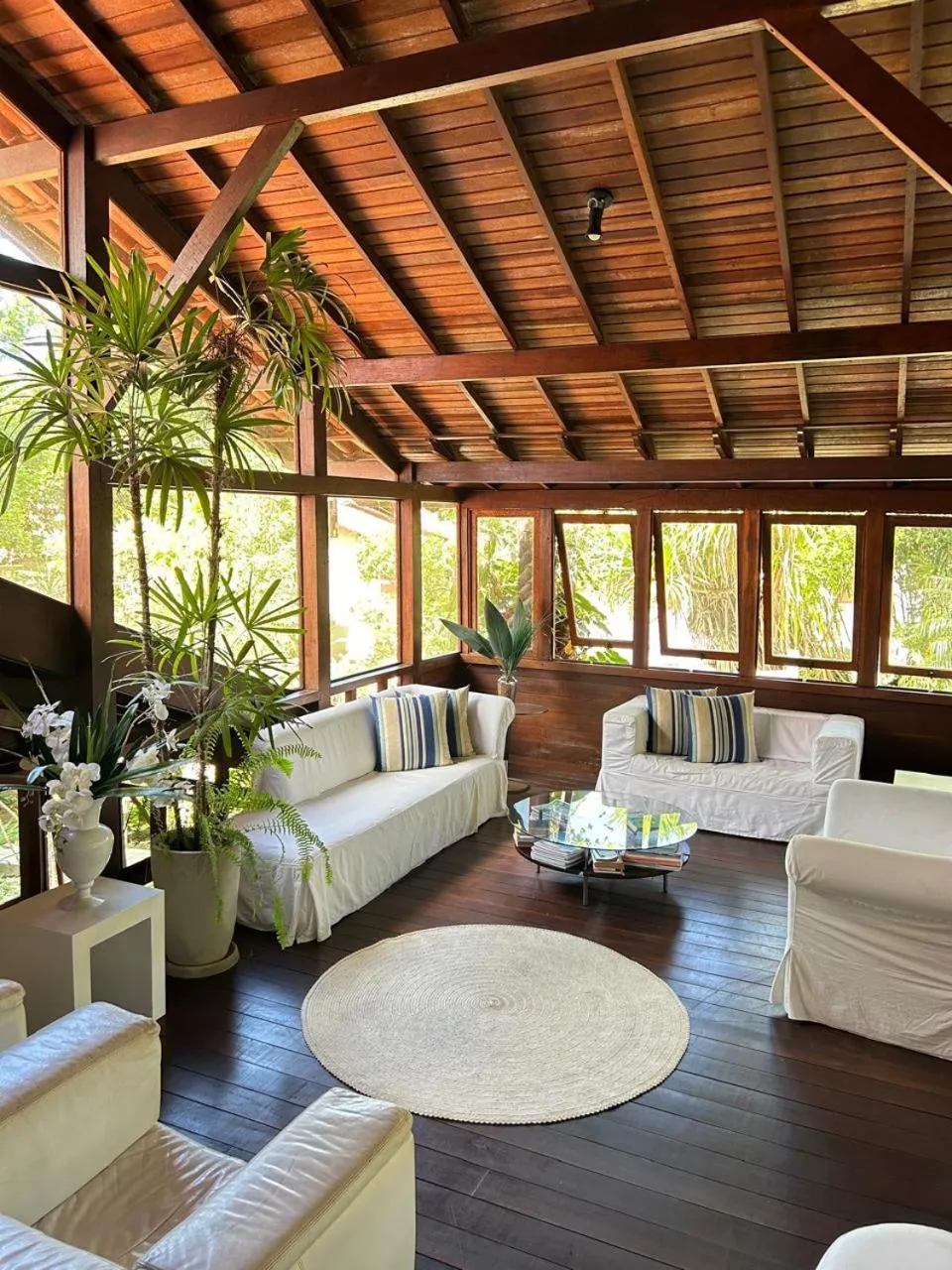 Living room in Pousada Coisa e Tao