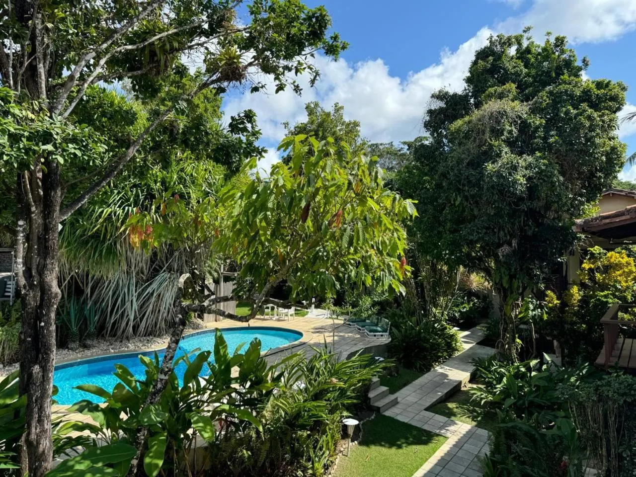 Pool view in Pousada Coisa e Tao