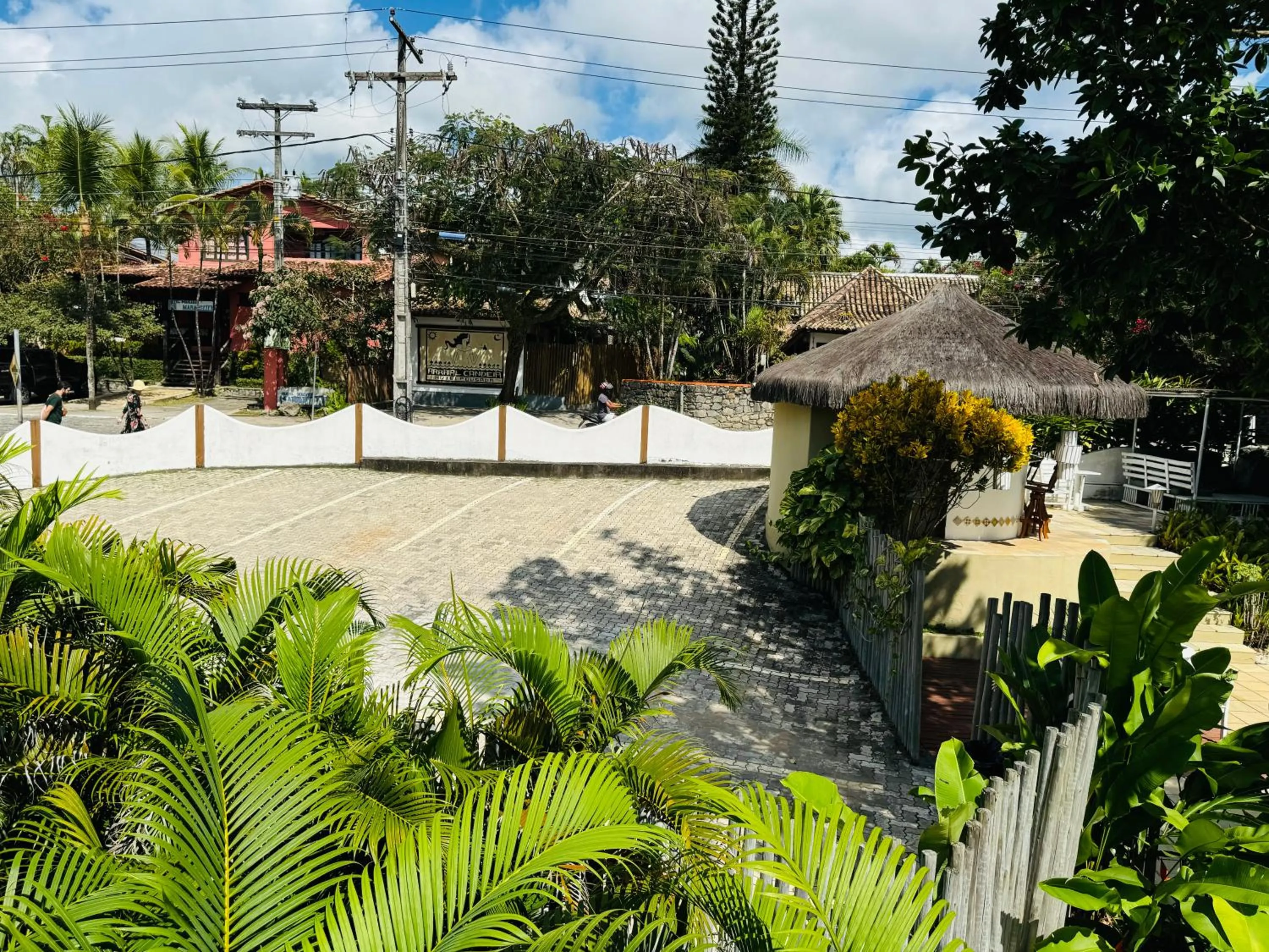 Parking in Pousada Coisa e Tao