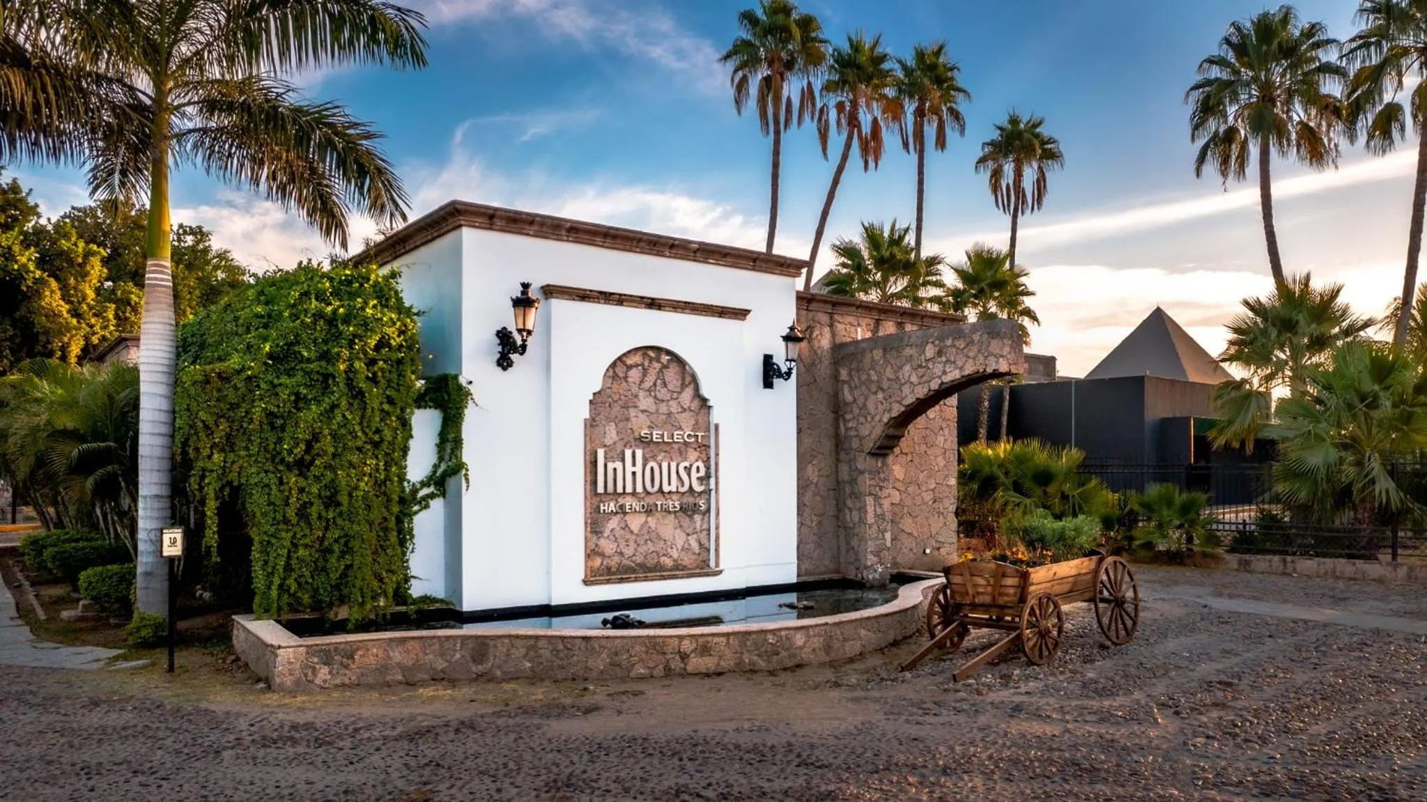 Property building in InHouse Select Hacienda Tres Rios Hotel Culiacán