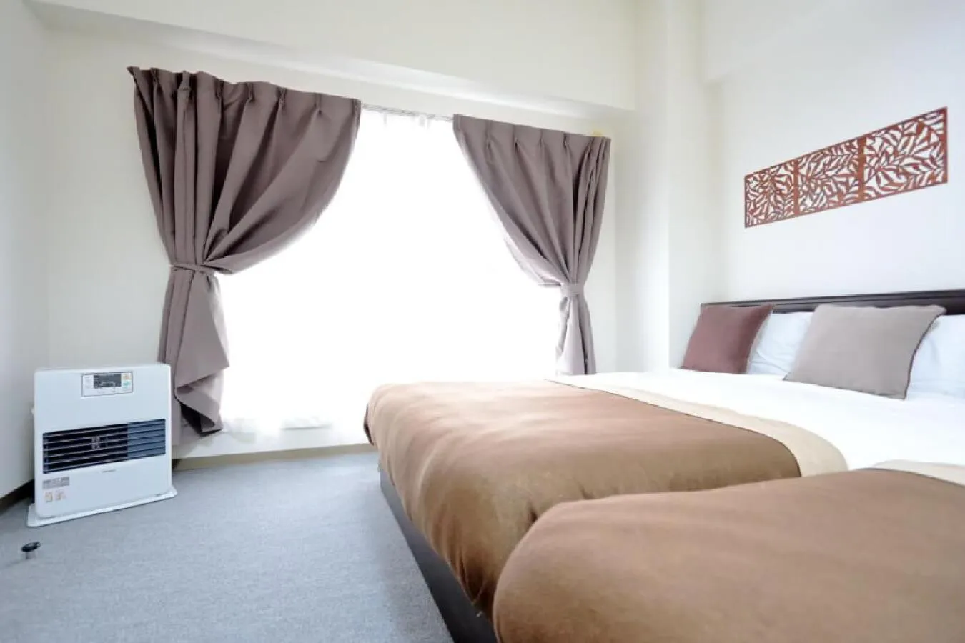 Bedroom, Bed in Mansion Pasture TSUKISAMU Fukuzumi