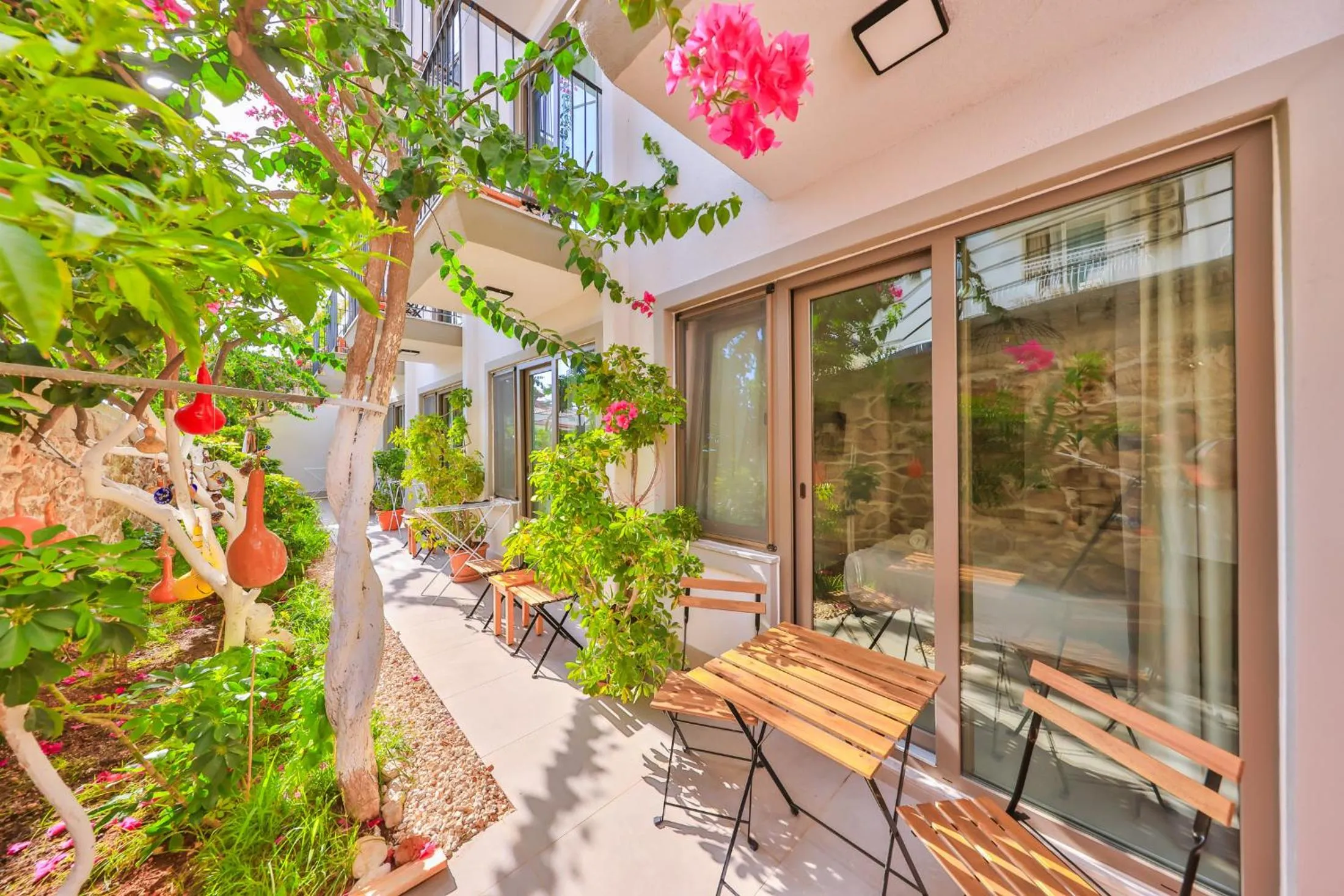 Garden view in Aphrodite Hotel Kaş