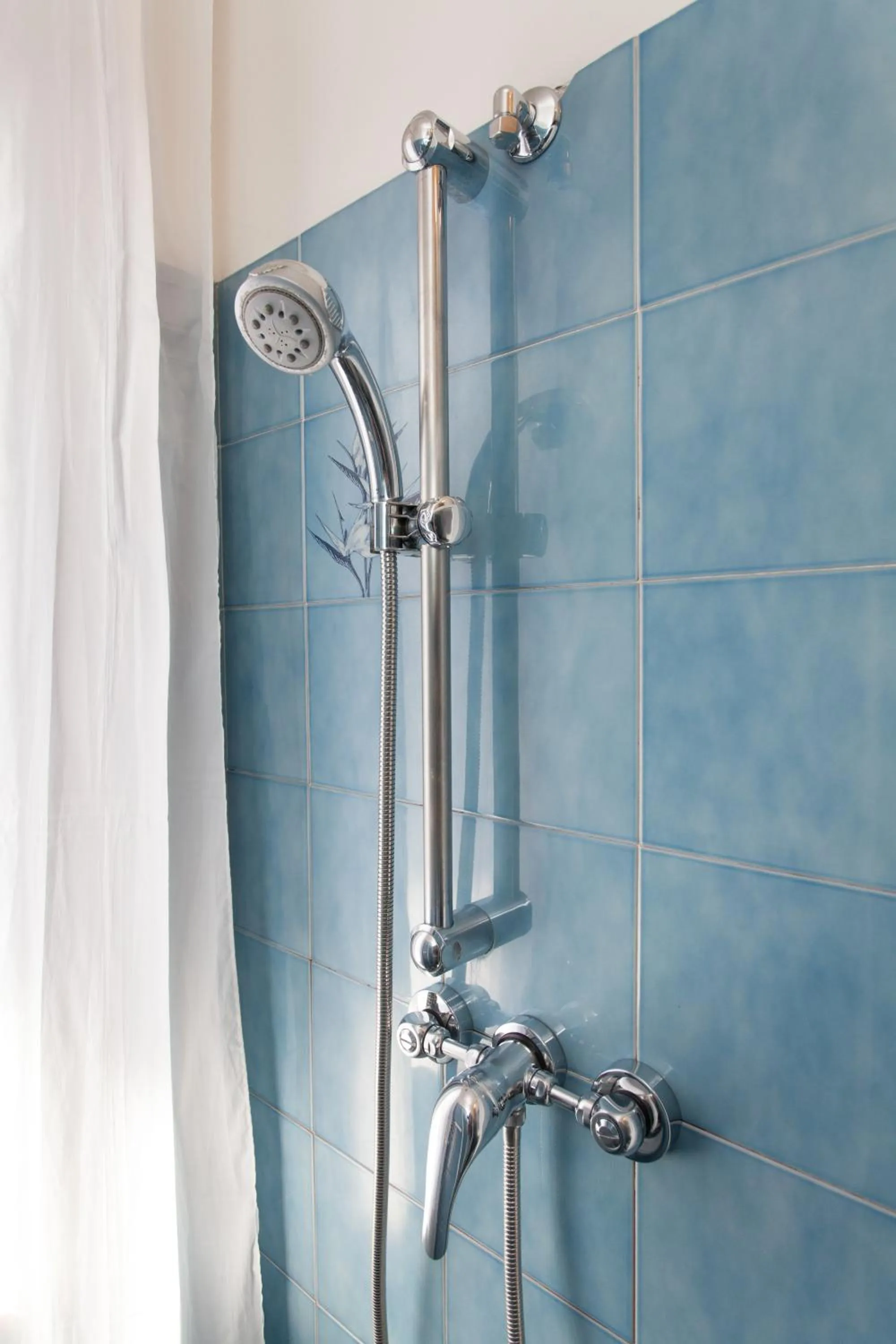 Shower in Villa Valentina