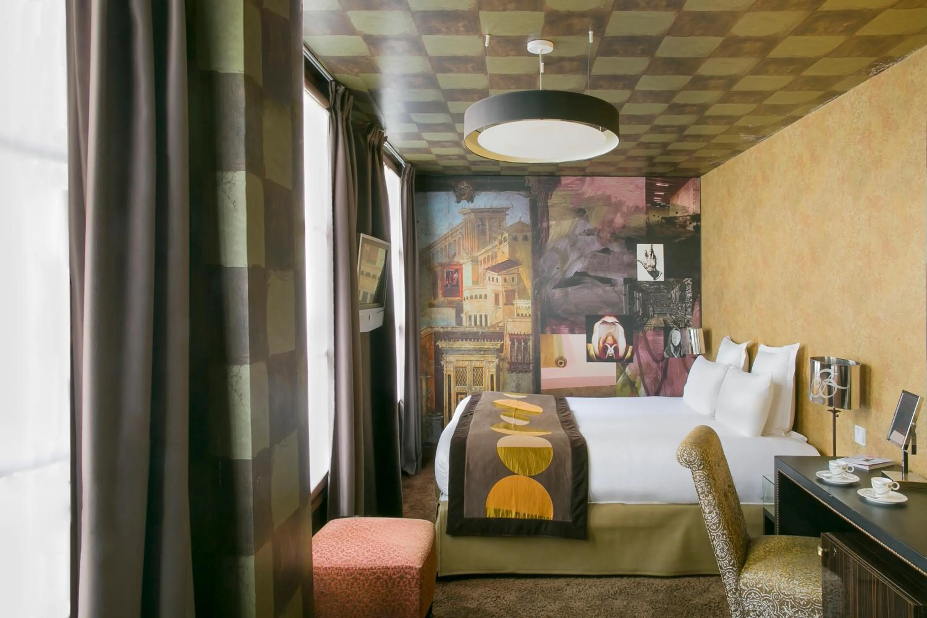 Photo of the whole room, Bed in Hôtel Le Bellechasse Saint-Germain